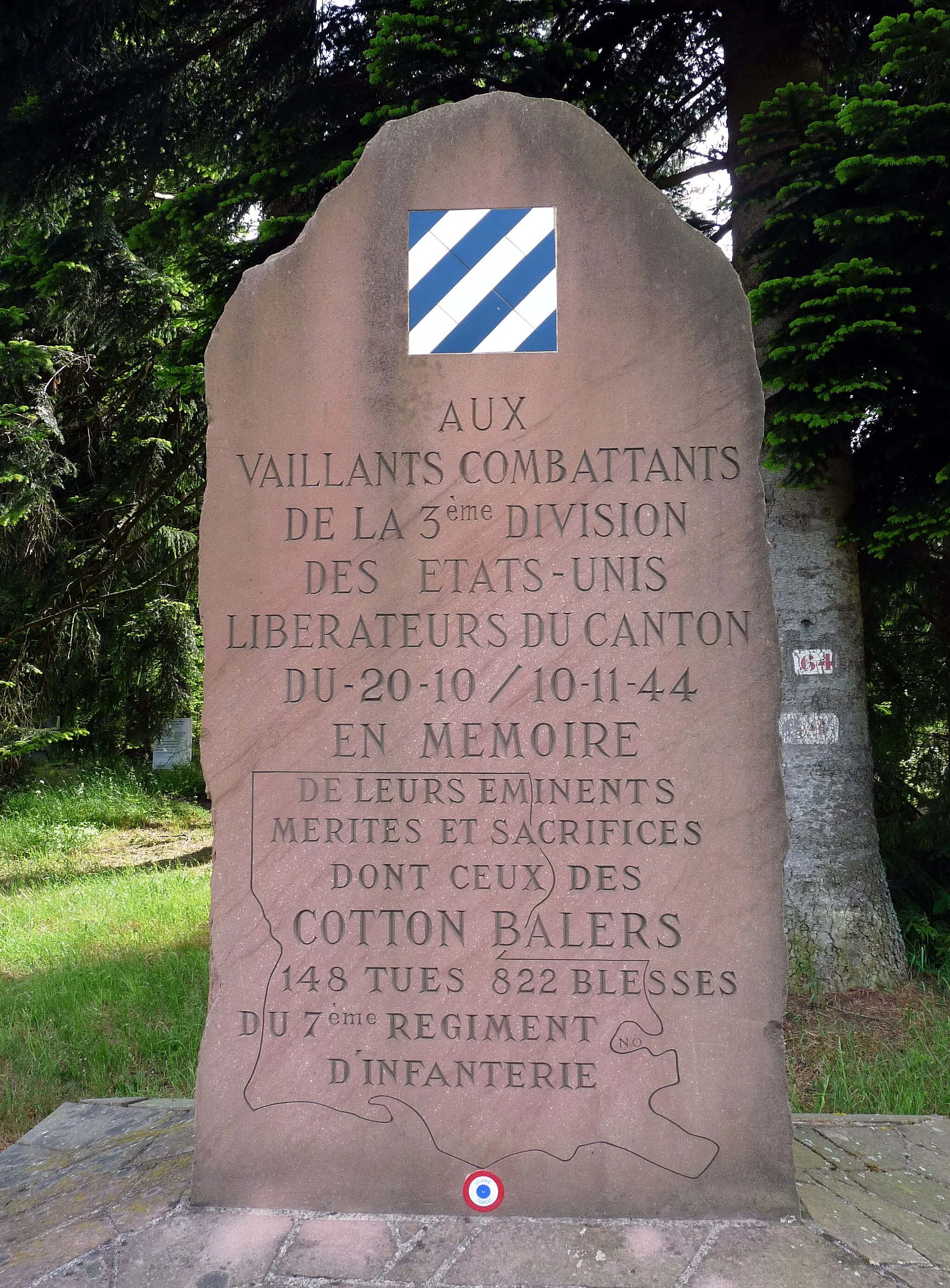 Photo showing: Monument dédié aux combattants de la 3ème Division des Etats-Unis libérateurs du canton en 1944 (Col du Haut Jacques)