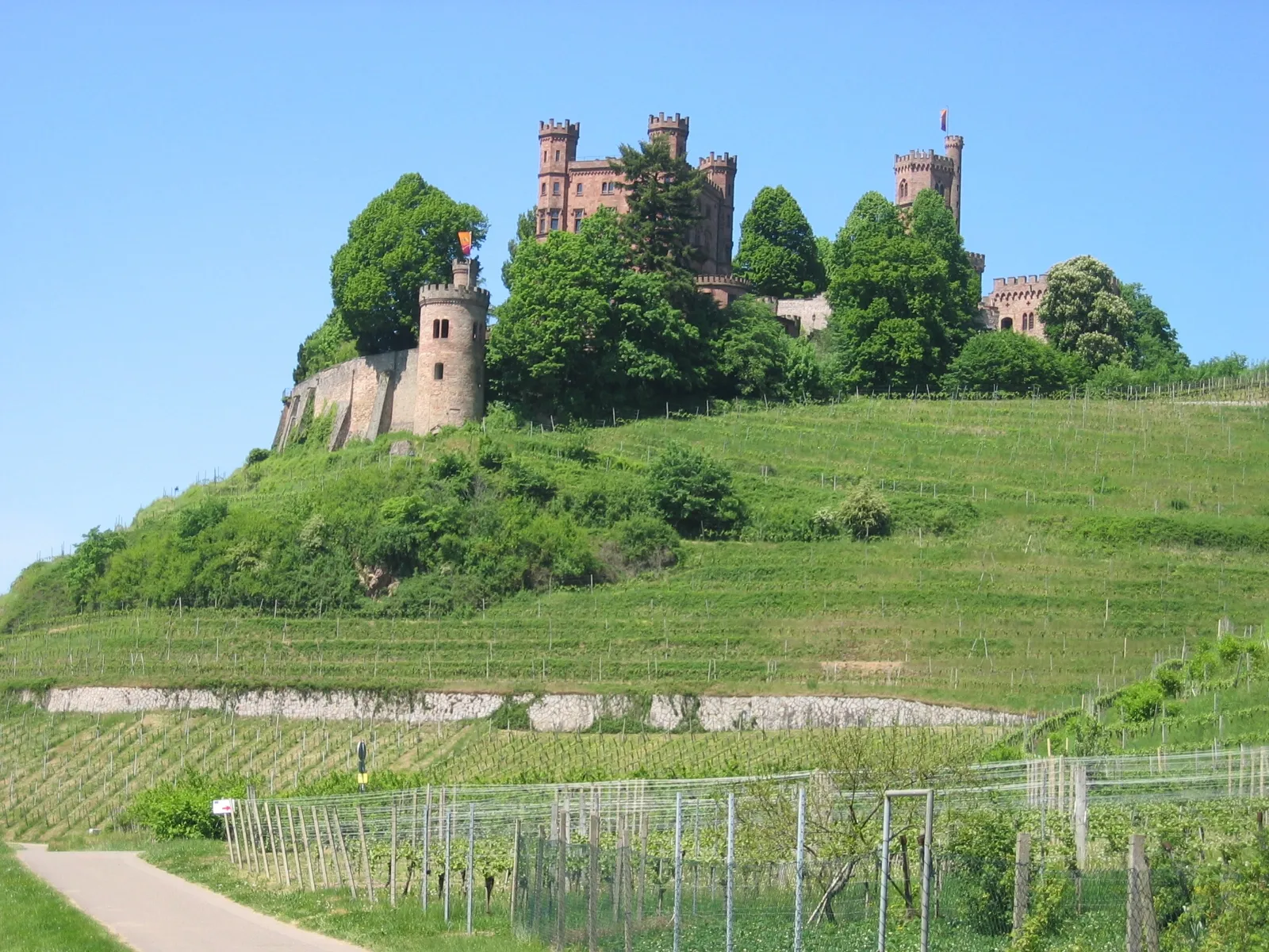 Photo showing: Schloss Ortenberg im Mai 2008