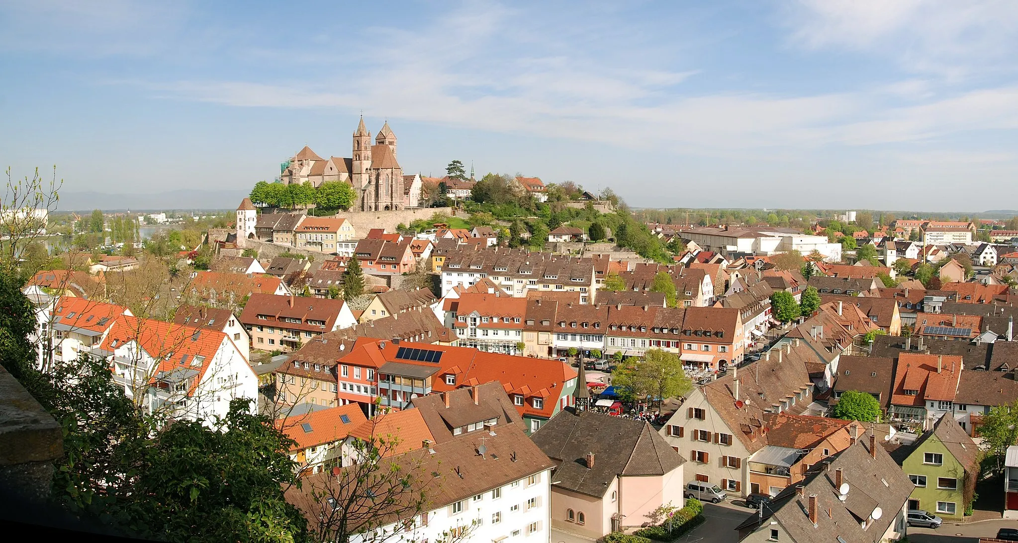 Photo showing: Blick auf die Altstadt von Breisach am Rhein (vom Eckartsberg aus)