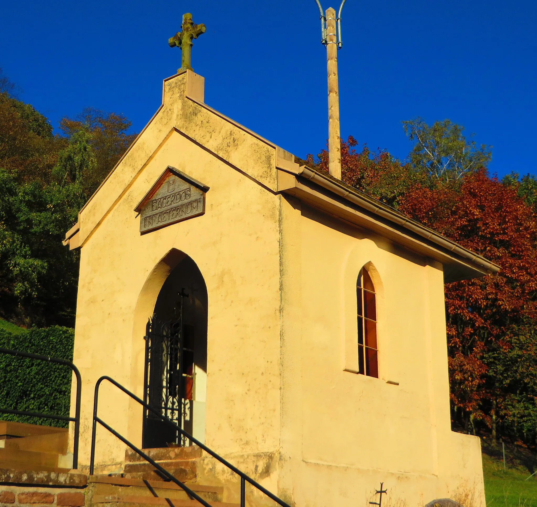 Photo showing: Walscheid chapelle du cimetière