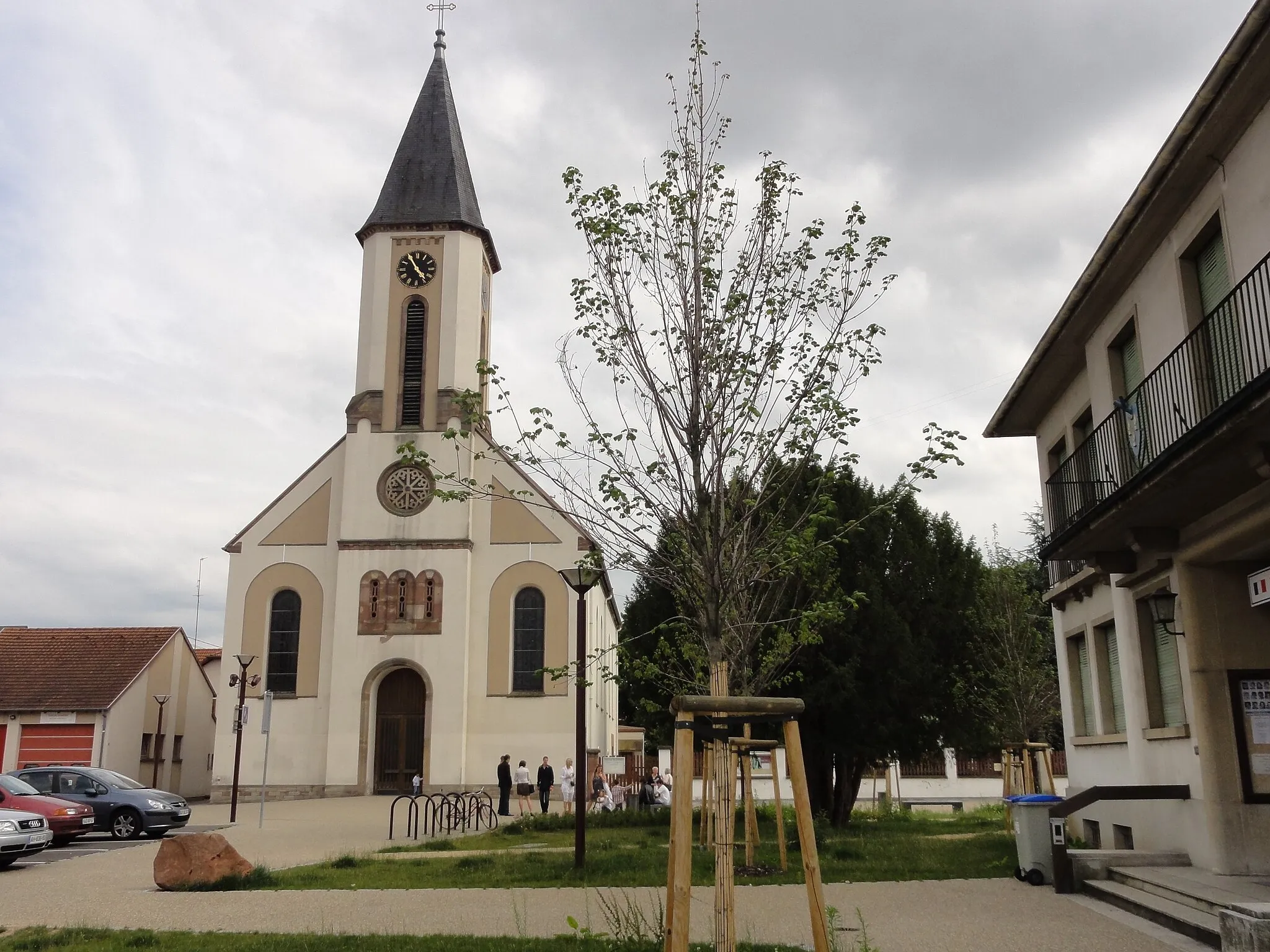 Photo showing: This building is indexed in the base Mérimée, a database of architectural heritage maintained by the French Ministry of Culture, under the reference IA00024151 .