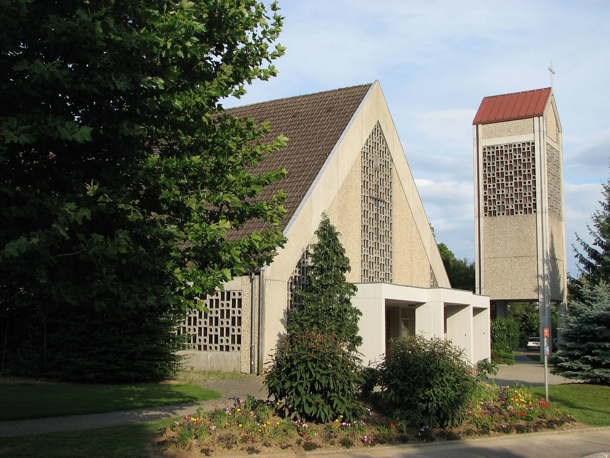 Photo showing: Église Saint-Jean-Baptiste de Riedisheim (68)