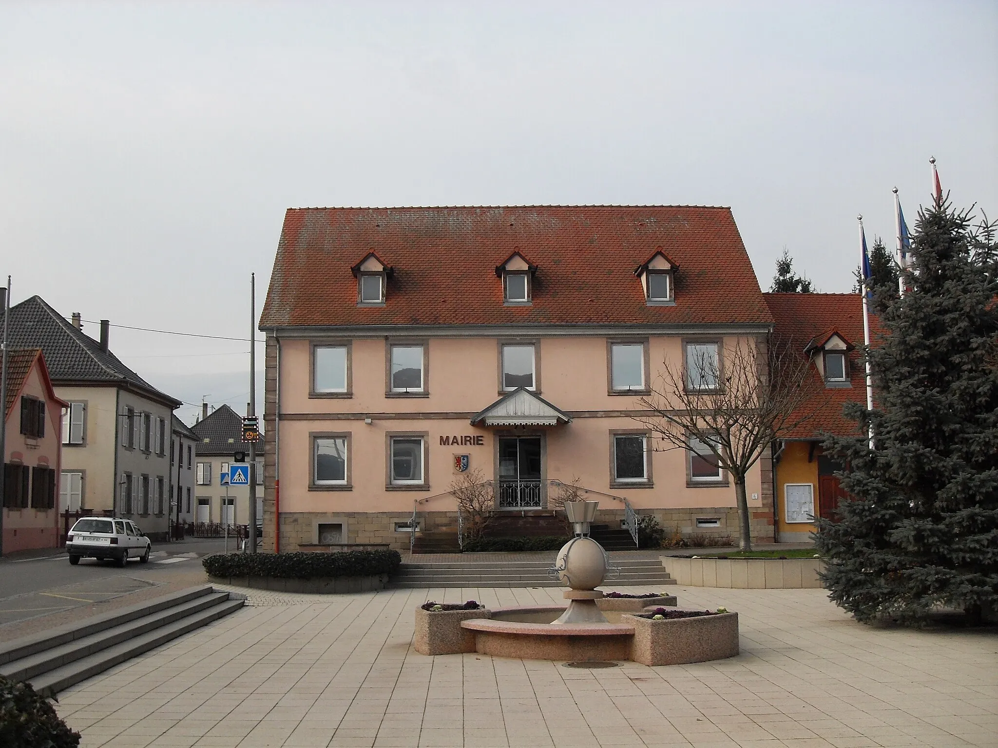 Photo showing: La mairie-école de Geudertheim