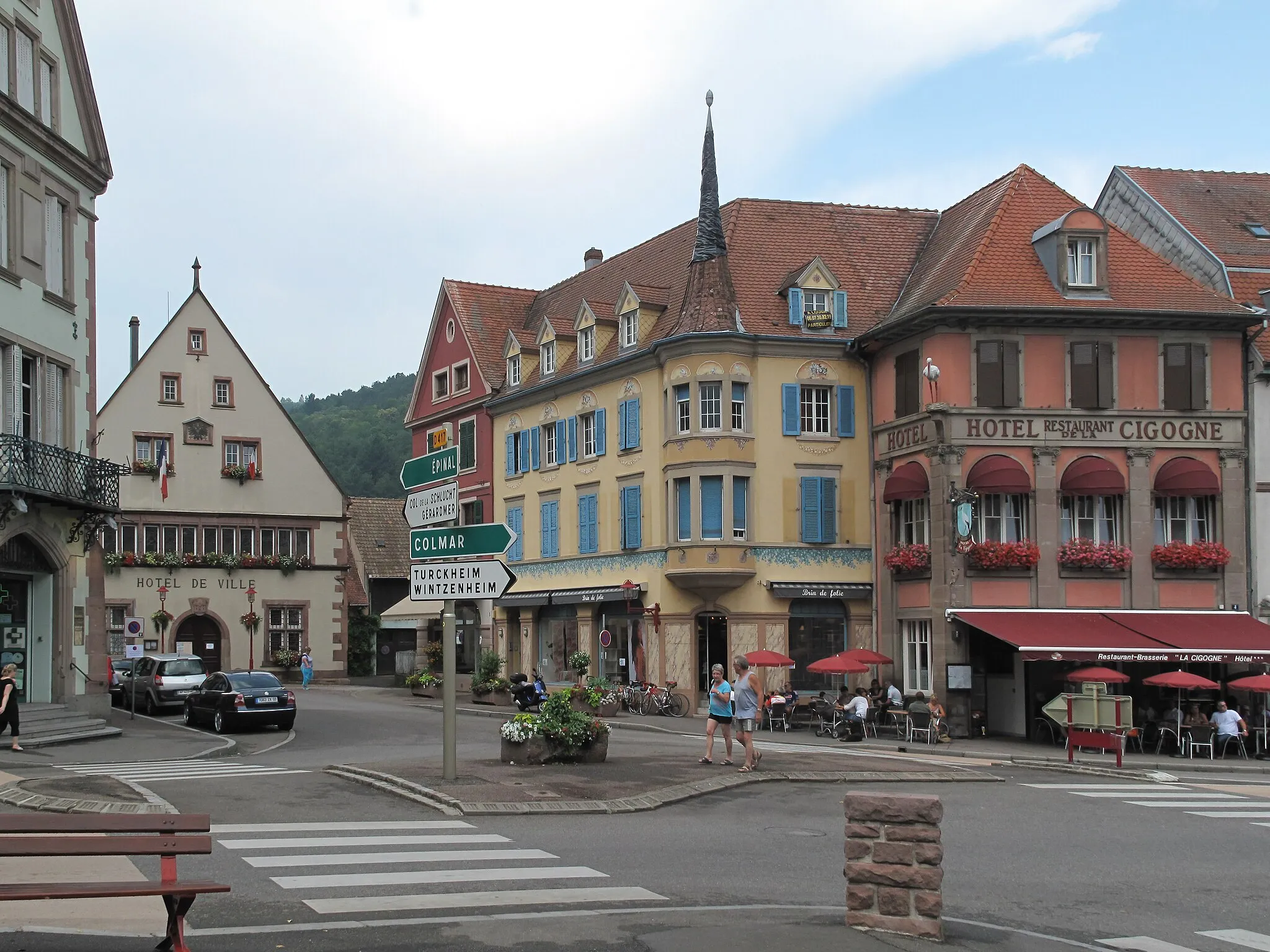 Photo showing: This building is indexed in the base Mérimée, a database of architectural heritage maintained by the French Ministry of Culture, under the reference PA00085551 .