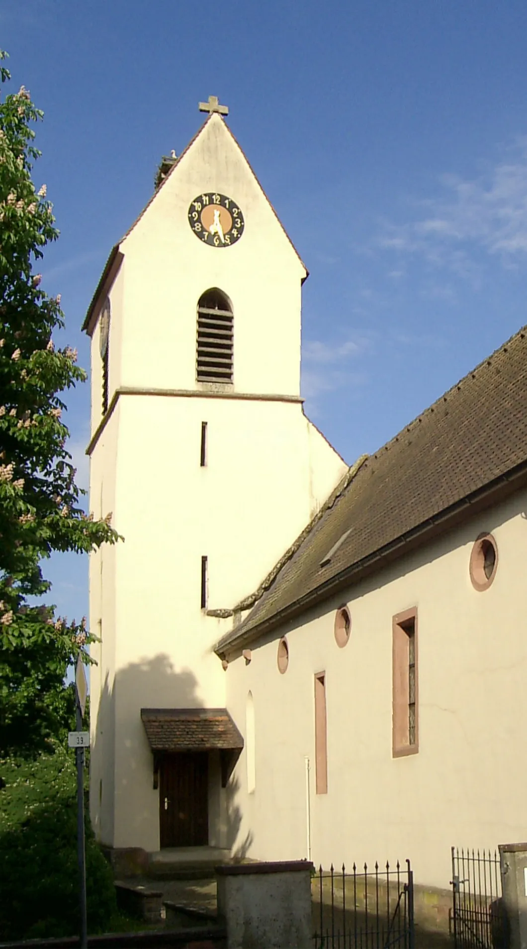 Photo showing: Kirche im Weiler Ortsteil Märkt