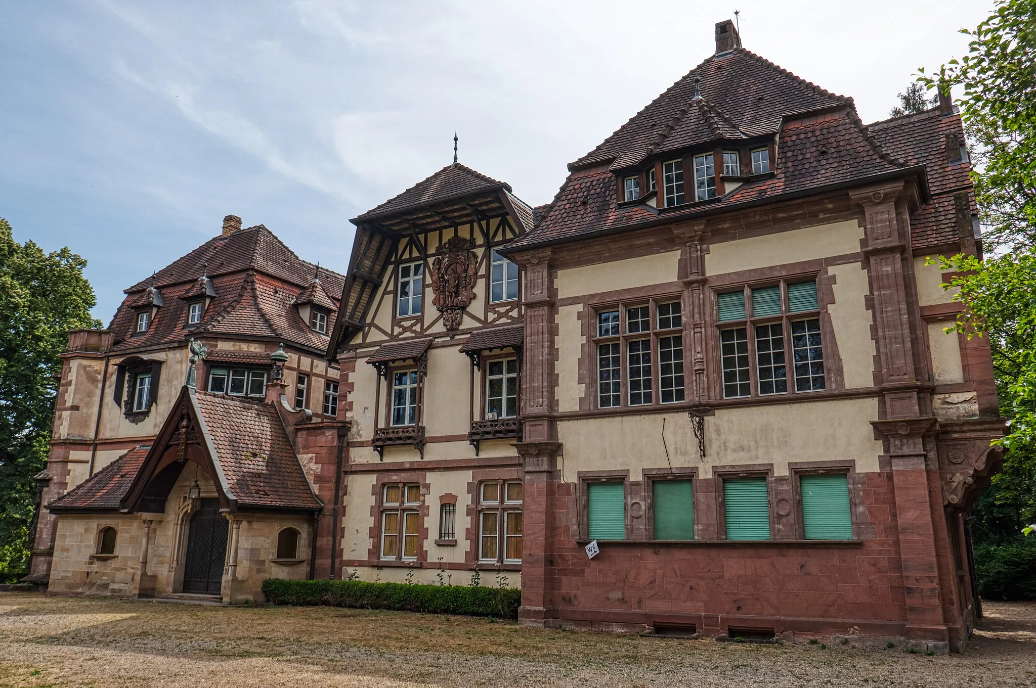 Photo showing: Domaine de la Léonardsau is a château in the commune of Obernai, in the department of Bas-Rhin, Alsace, France. It is a listed historical monument since 1986.