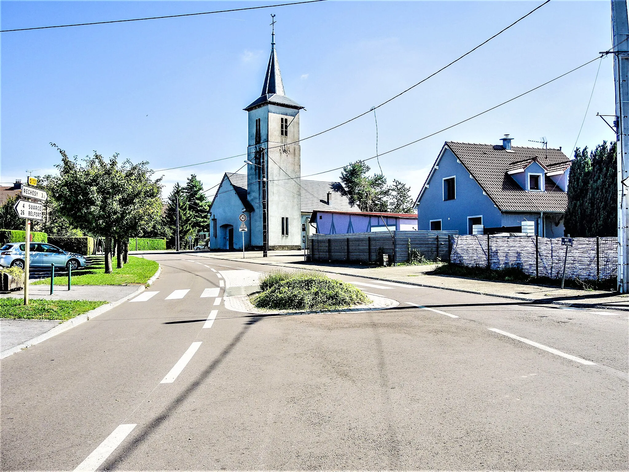 Photo showing: Rue du village