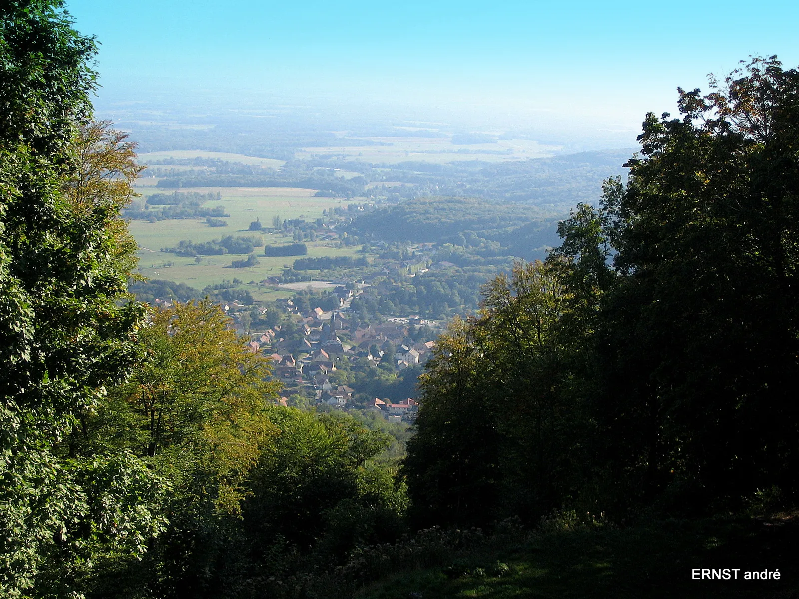 Photo showing: Rougemont le Château (vue à partir du château)