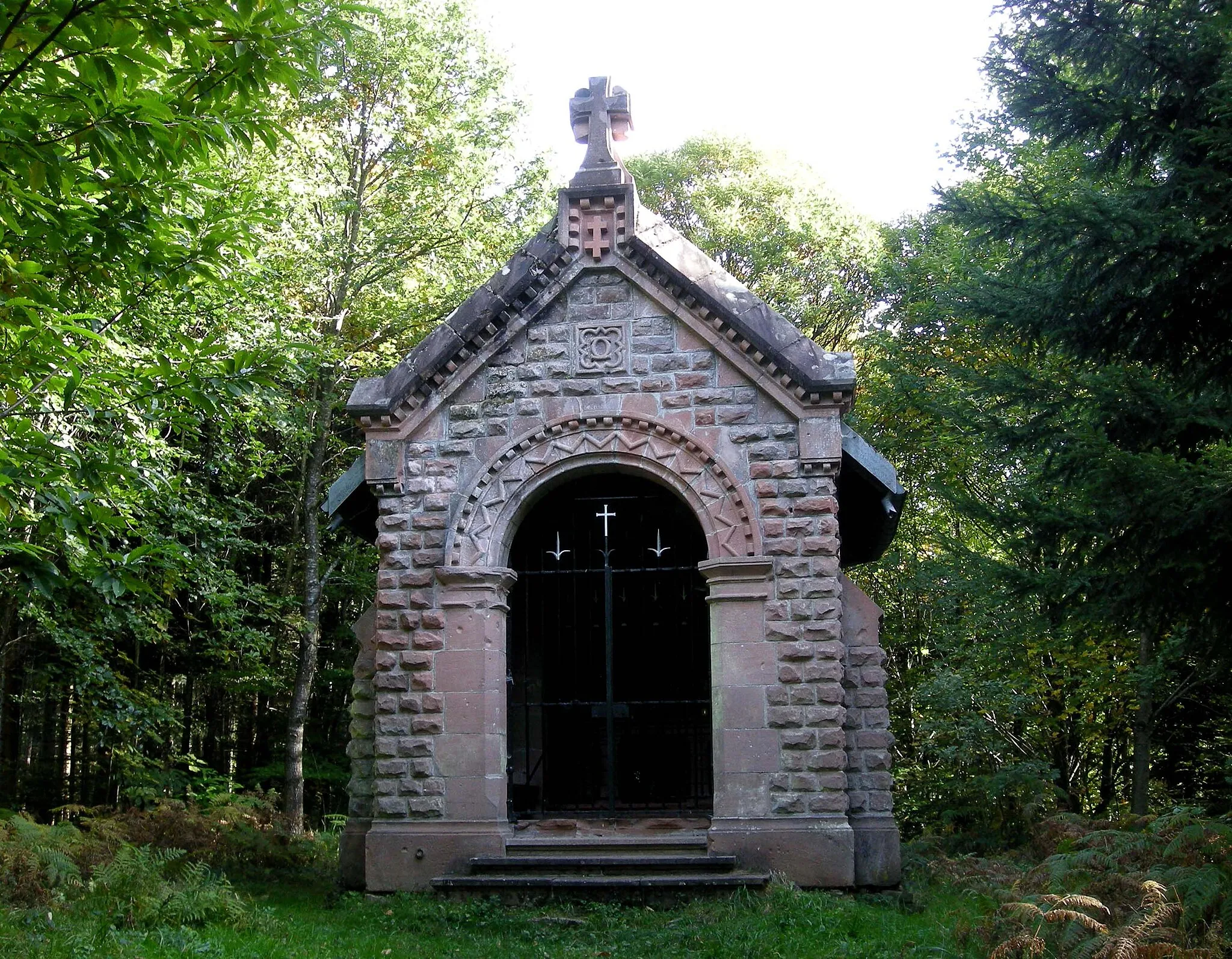 Photo showing: Chapel at Col de la Chapelotte (mountain pass in Meurthe-et-Moselle)