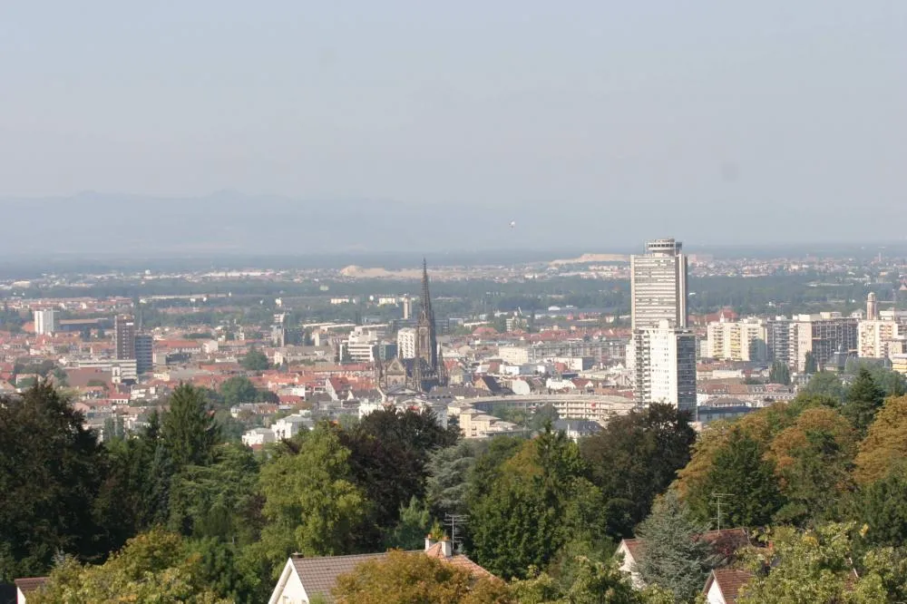 Photo showing: Cityscape of Mulhouse from Belvedere