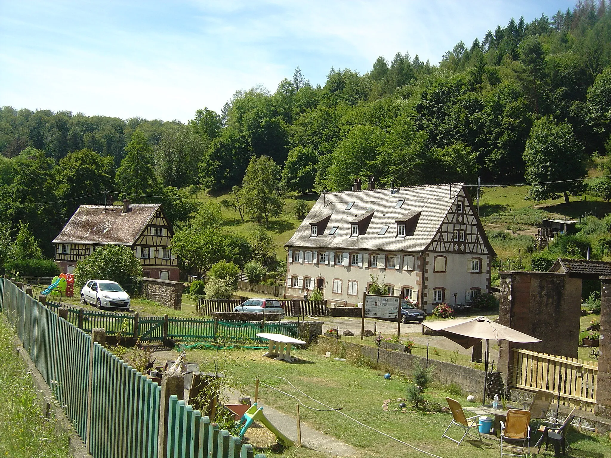 Photo showing: Village de Jaegerthal dans la commune de Windstein. Maisons à colombages.