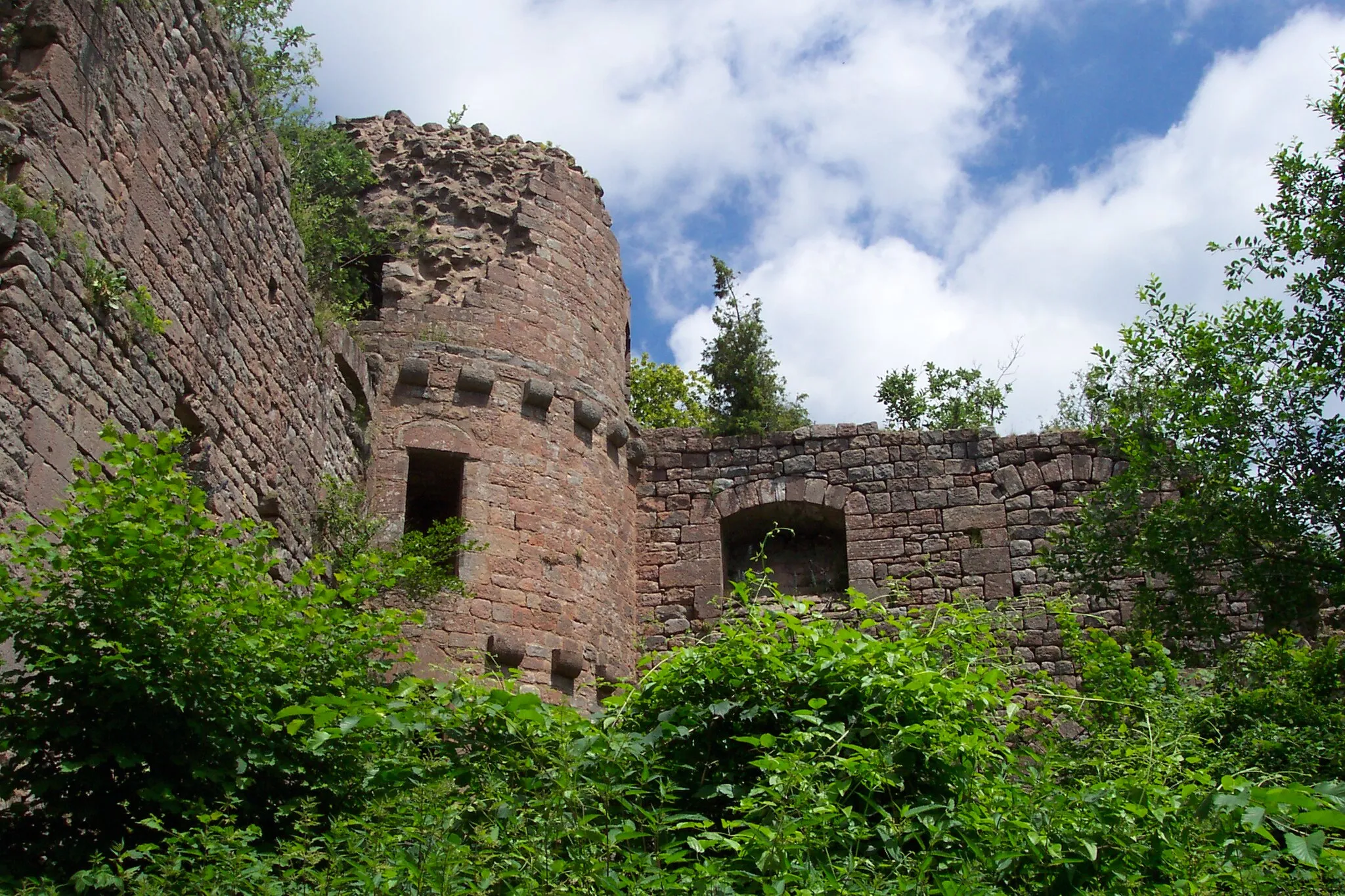 Photo showing: Château du Landsberg, near Barr, France.