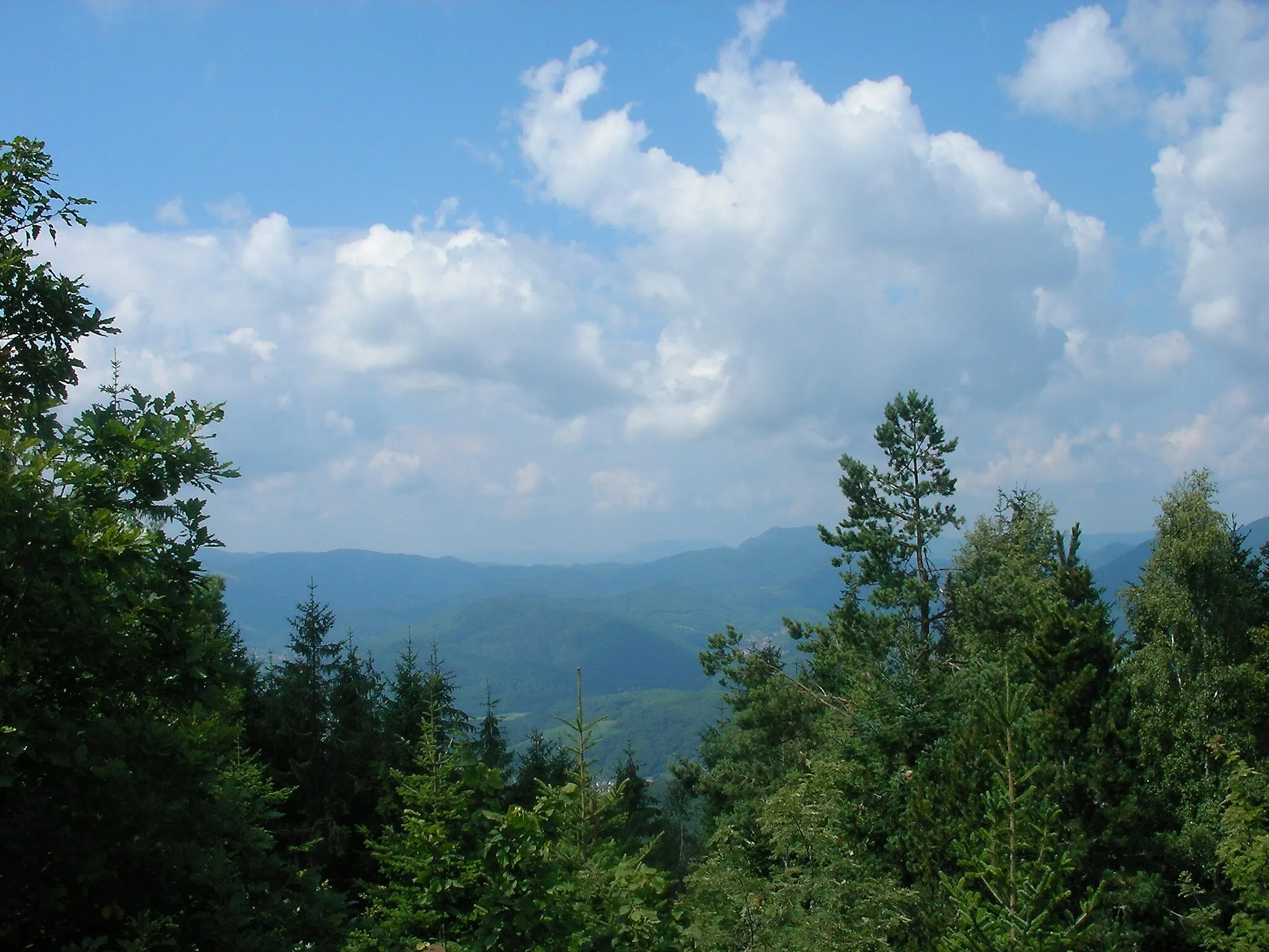 Photo showing: Vue depuis l'Ungersberg (901 m) à Albé (Bas-Rhin, France).