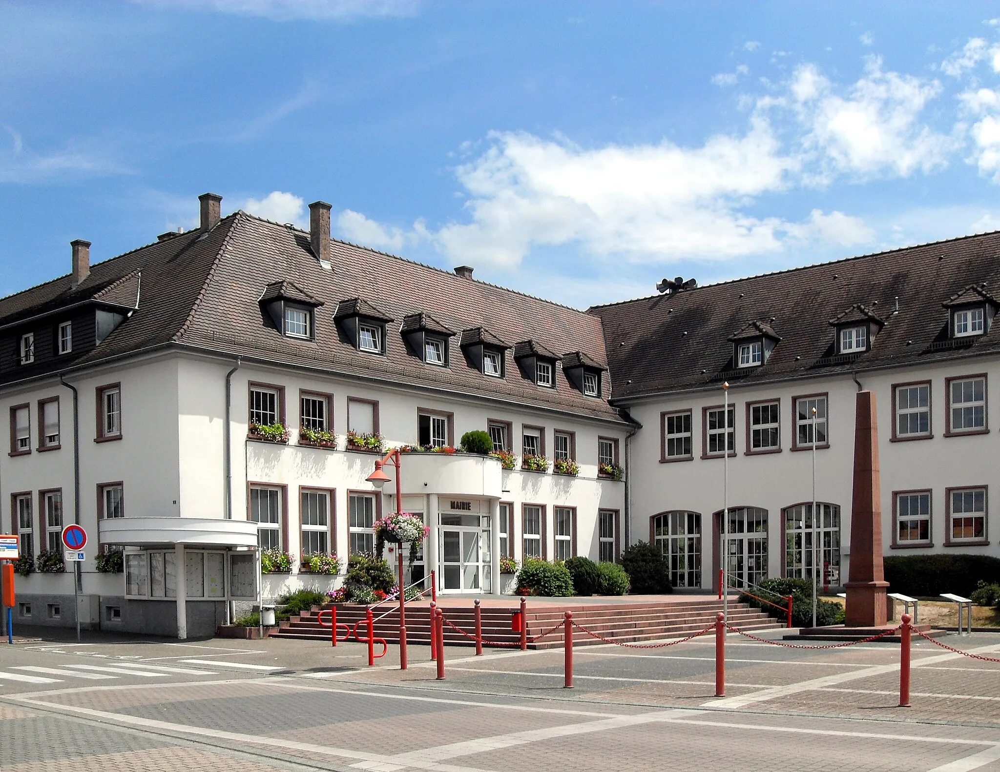 Photo showing: La mairie d'Oberhoffen-sur-Moder