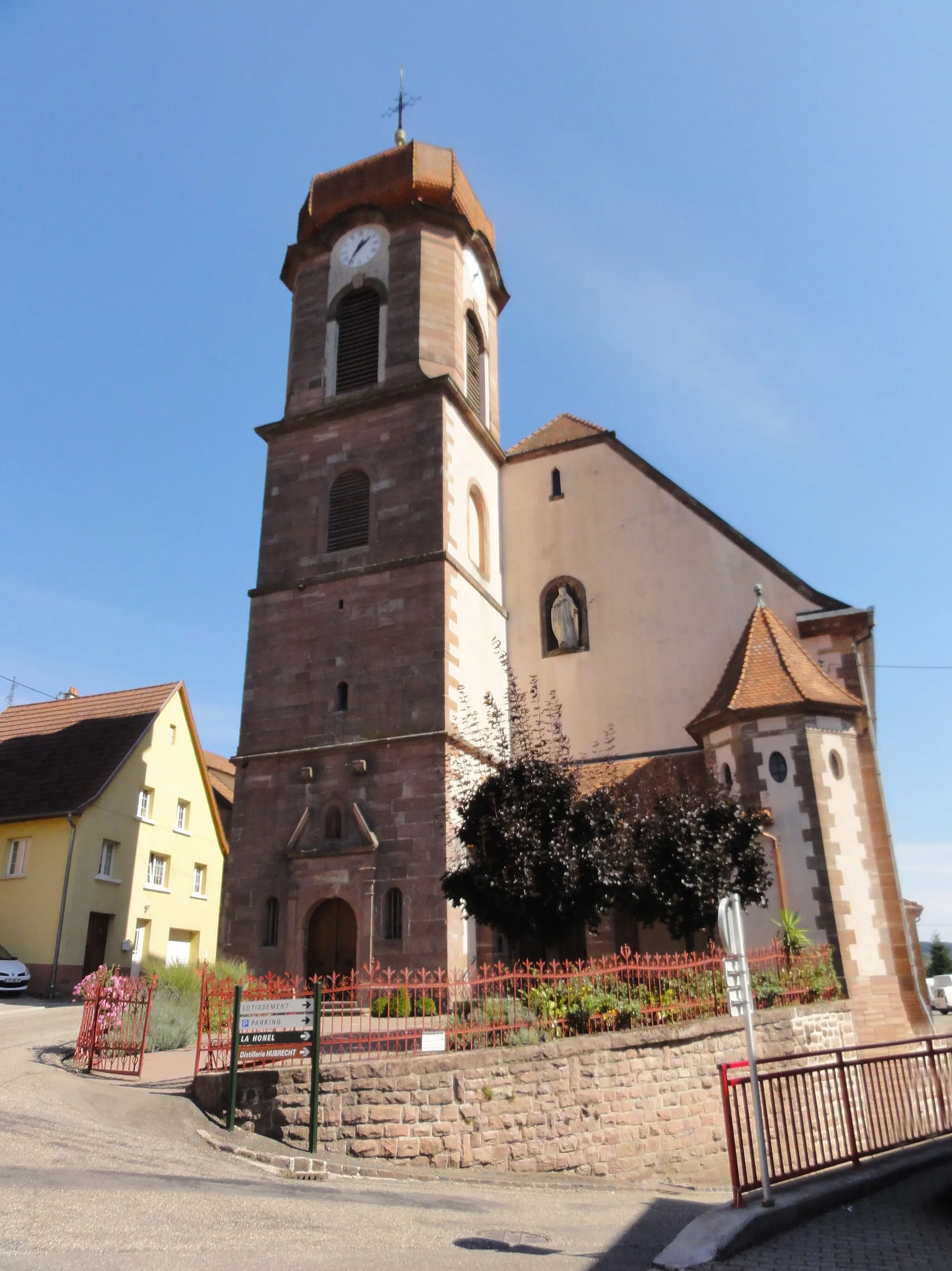 Photo showing: Alsace, Bas-Rhin, Église Saint-Antoine de Maisonsgoutte (IA67009471). Clocher-porche du XVIIIe.