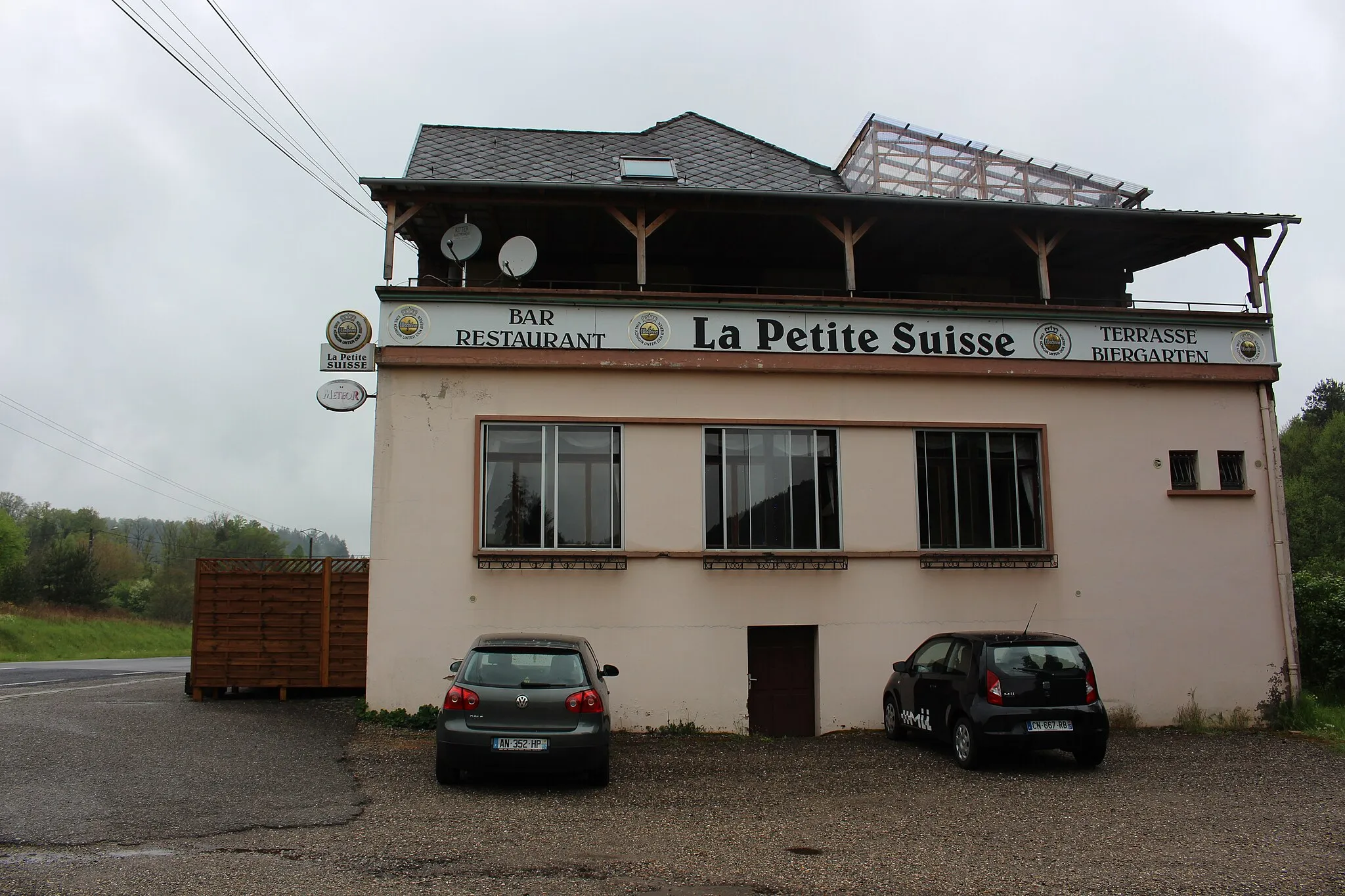 Photo showing: Бар-ресторан "La Petit Suisse"