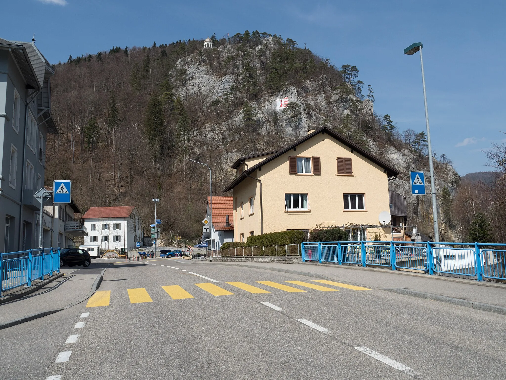 Photo showing: Rue de Soleure Road Bridge over the Birs River, Moutier, Canton of Bern, Switzerland