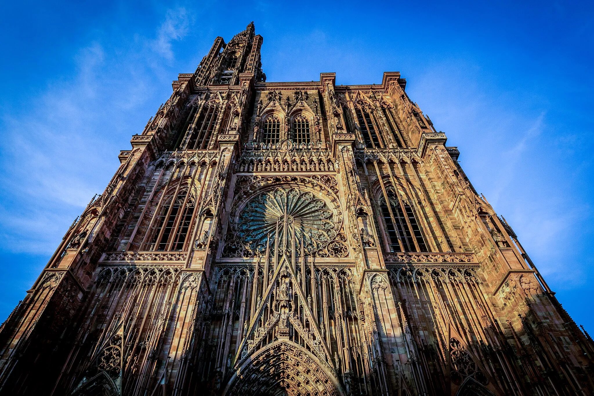 Photo showing: Façade occidentale de la Cathédrale Notre-Dame de Strasbourg