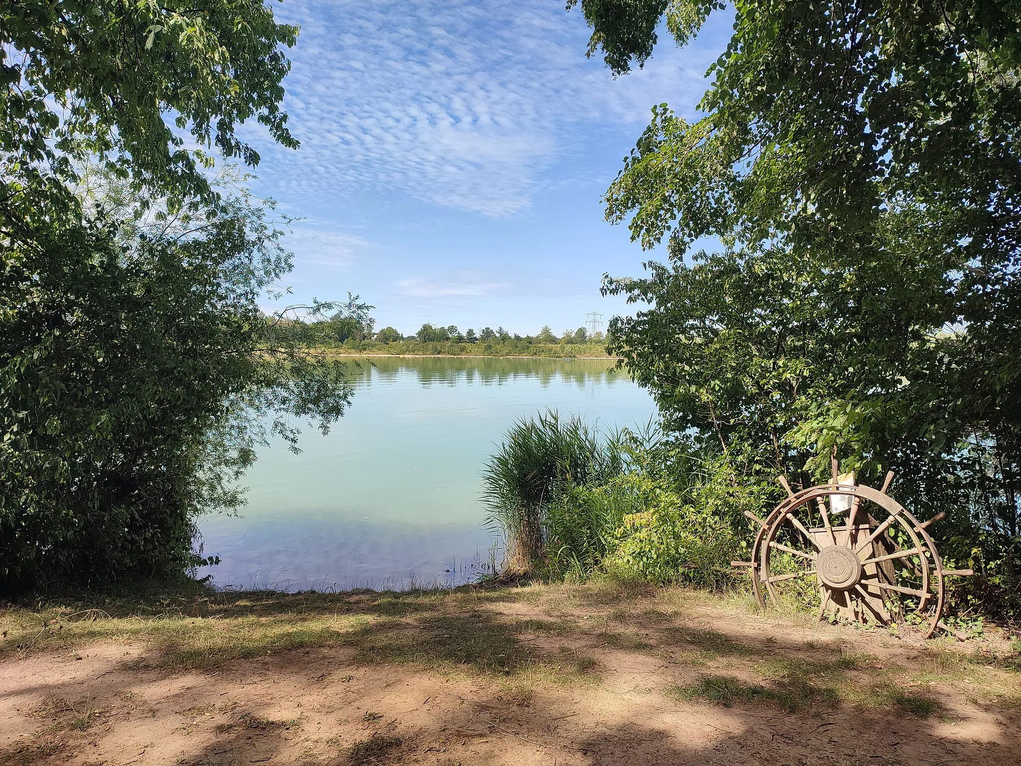 Photo showing: Steuerrad am Kunstpfad entlang des Schutterwälder Baggersees