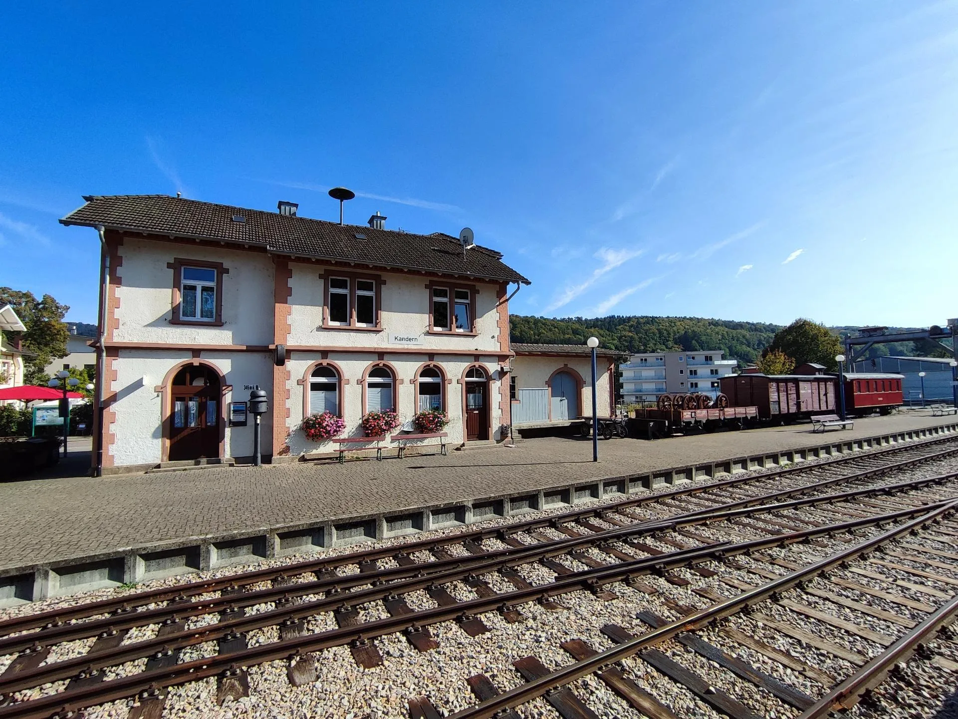 Photo showing: Bahnhof in Kandern mit rollendem historischen Material