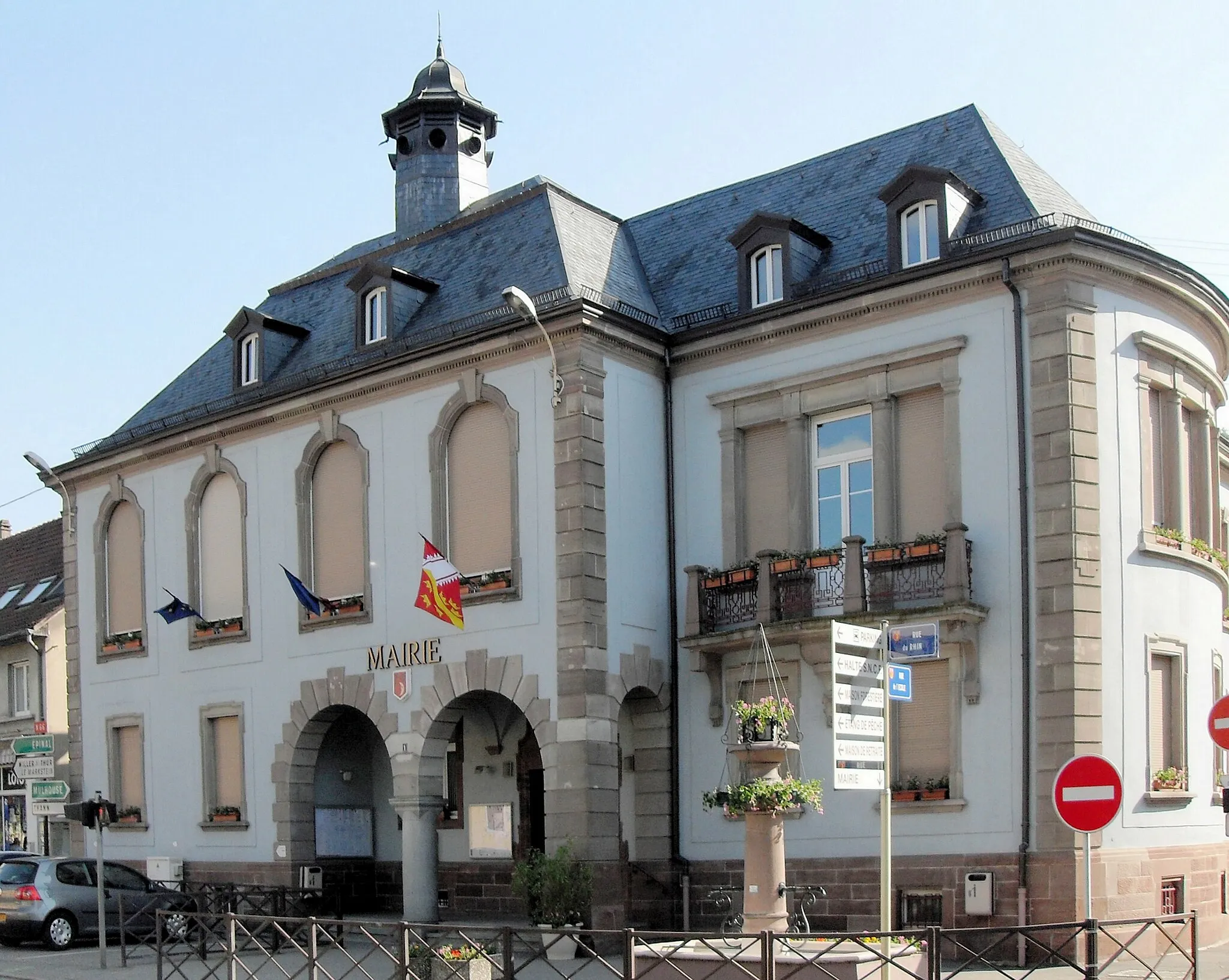 Photo showing: La mairie de Bitschwiller-lès-Thann