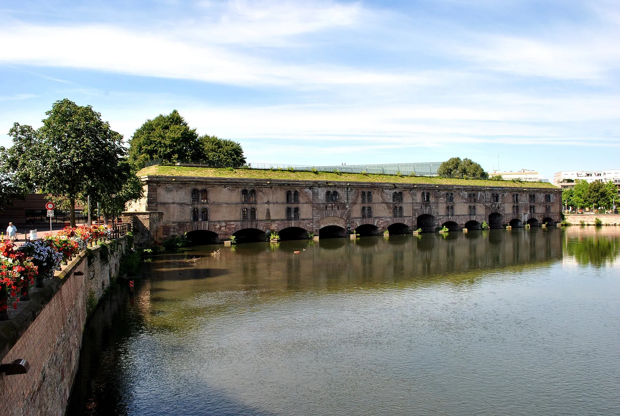 Photo showing: Ponts Couverts, built as part of the fourteenth-century city fortifications.