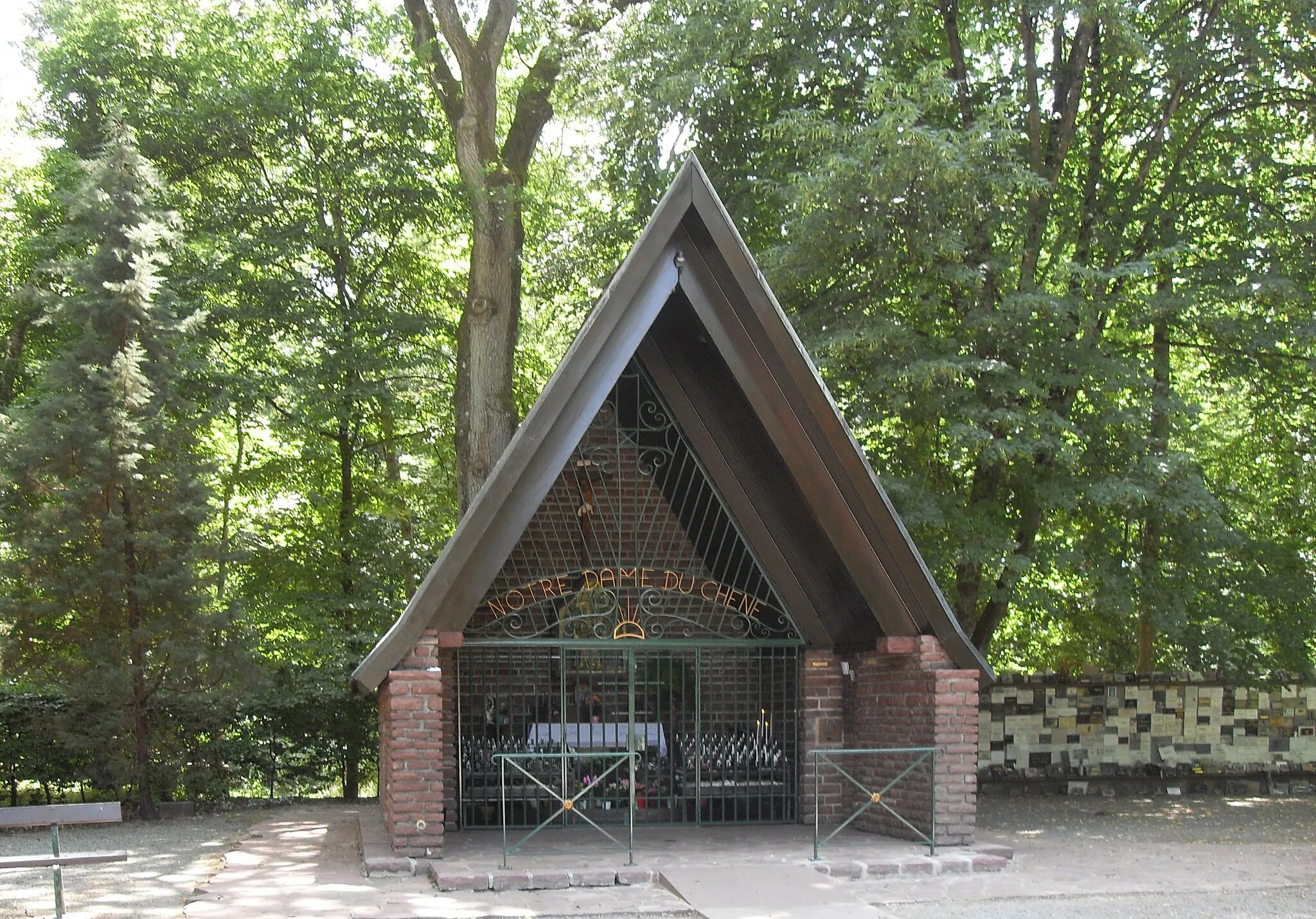 Photo showing: La chapelle Notre-Dame du Chêne à Heimsbrunn