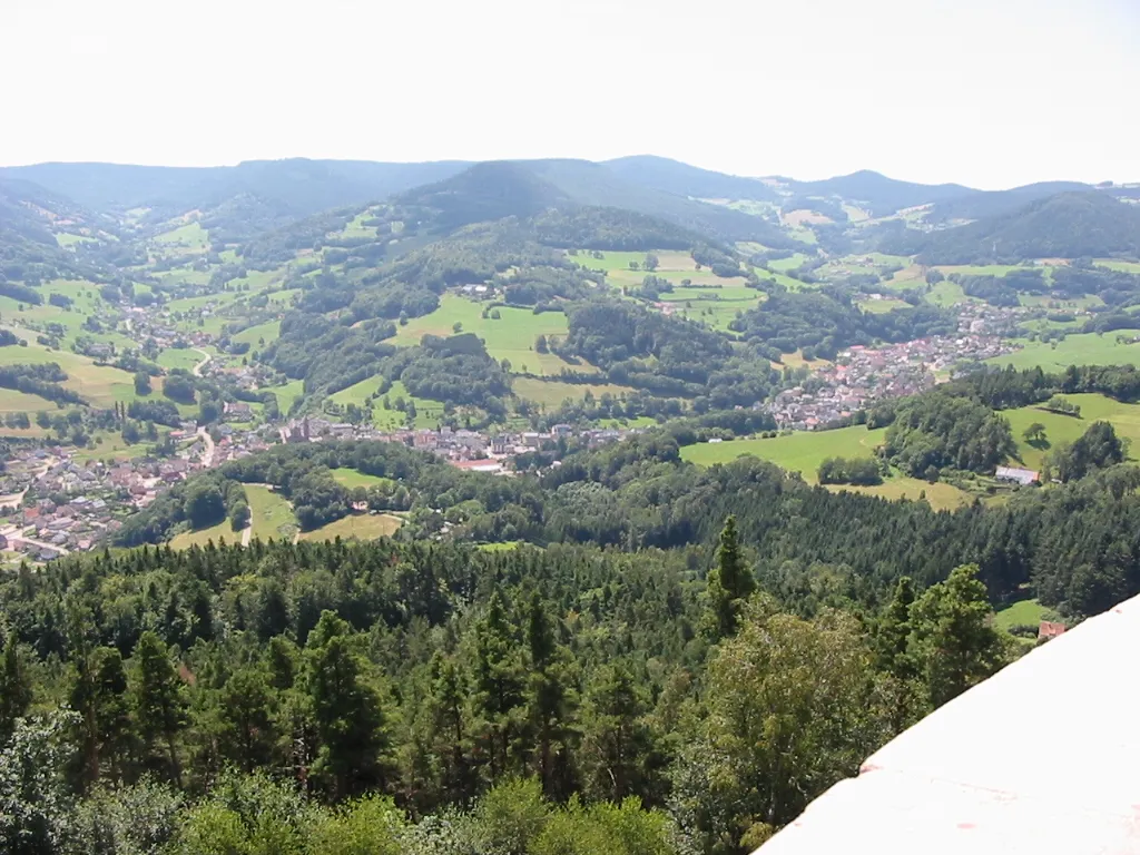 Photo showing: Vue d'ensemble de la commune d'Orbey depuis la Tour du Faudé