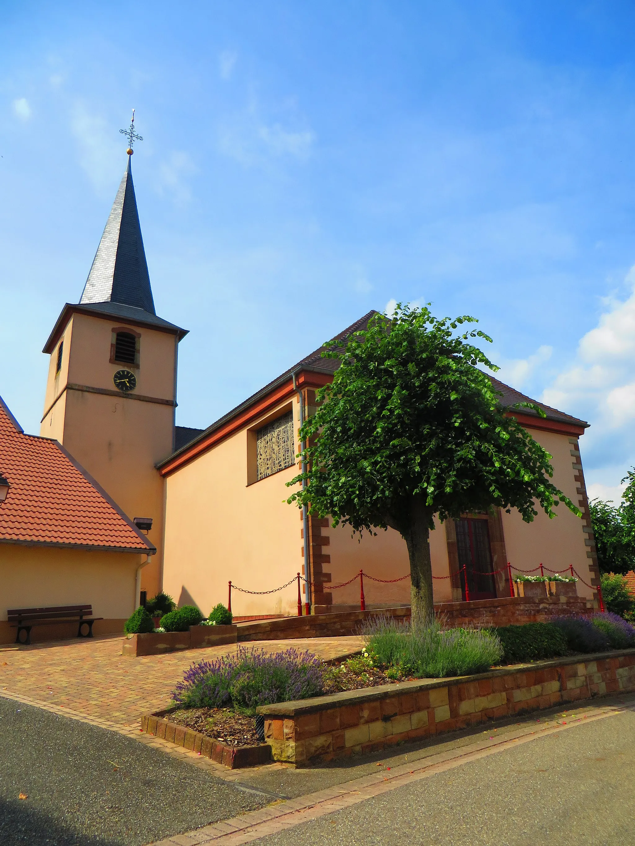 Photo showing: Baerendorf Église Saint-Rémy