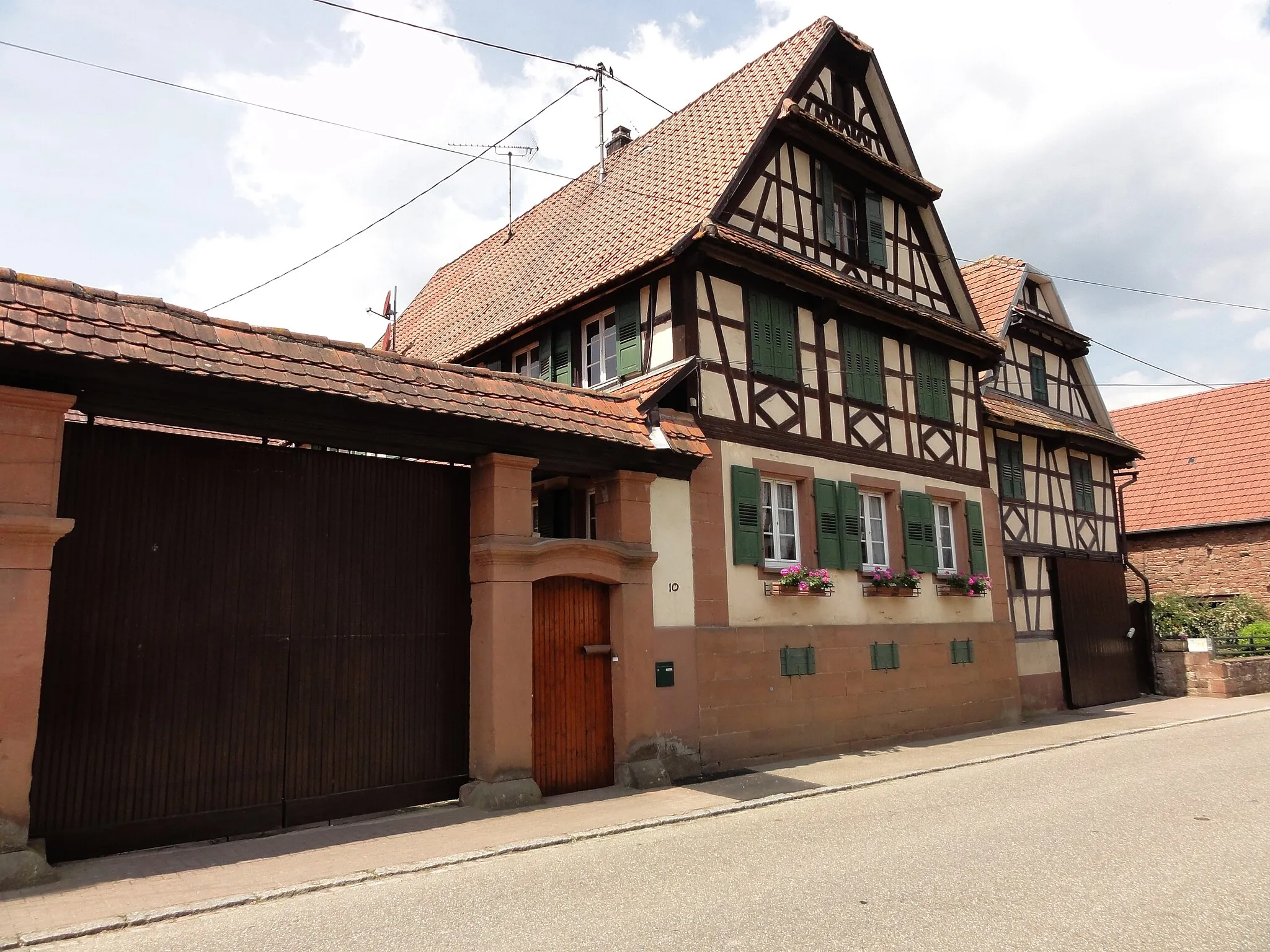 Photo showing: Alsace, Bas-Rhin, Bischholtz, Ferme, 10 rue Principale.