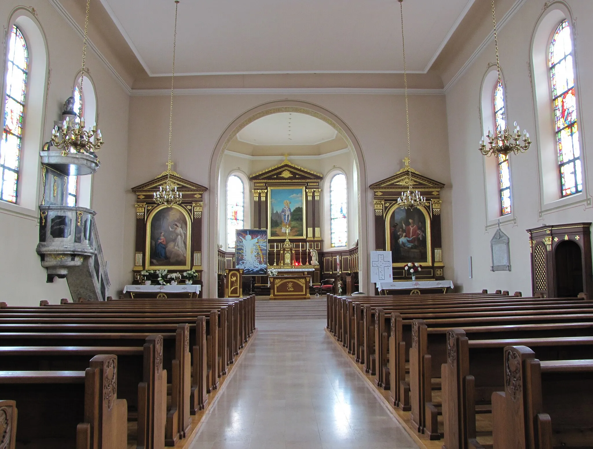 Photo showing: Alsace, Bas-Rhin, Duppigheim, Église Saint-Arbogast (IA00023105): Vue intérieure de la nef vers le chœur.