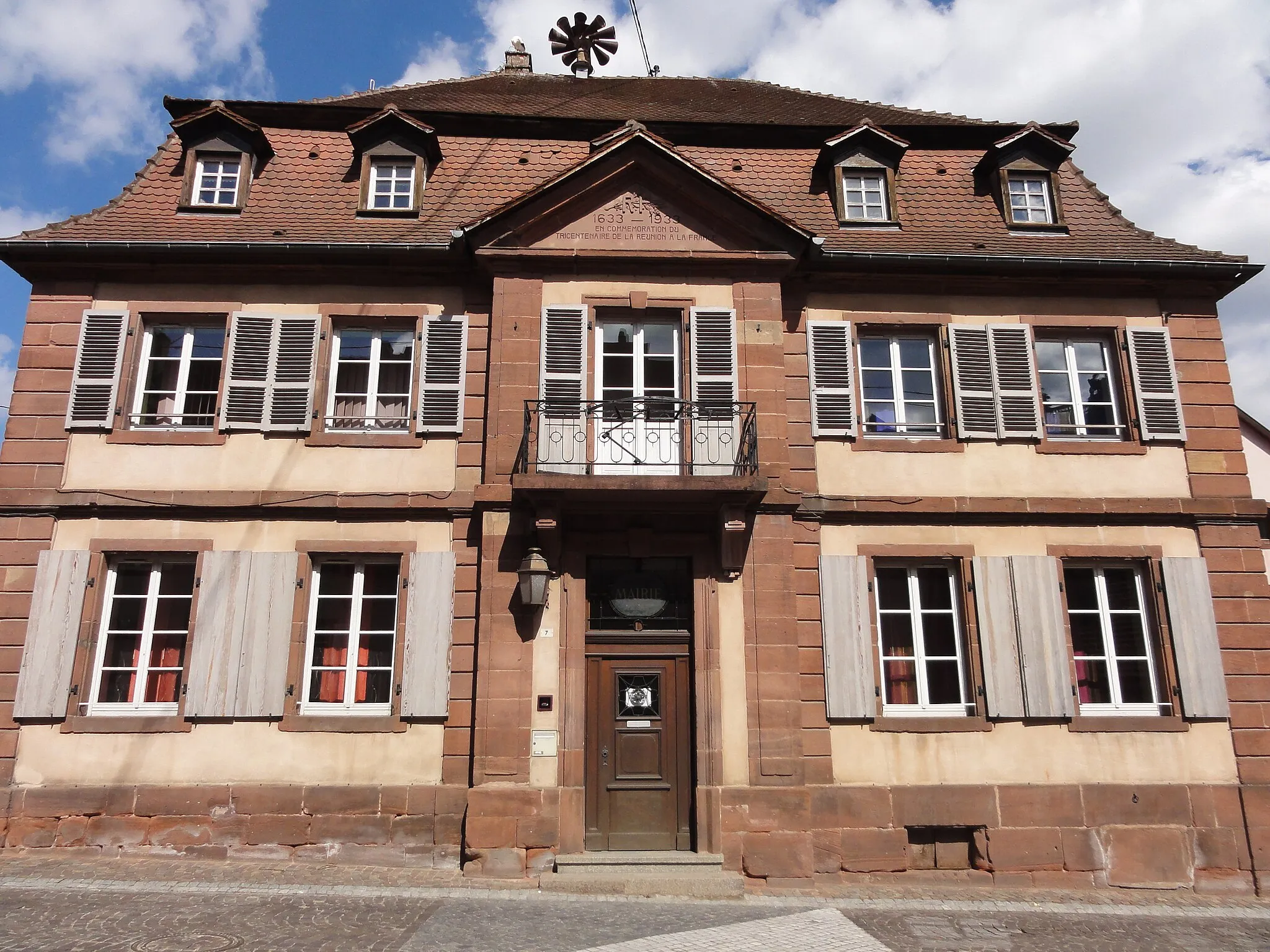 Photo showing: This building is inscrit au titre des monuments historiques de la France. It is indexed in the base Mérimée, a database of architectural heritage maintained by the French Ministry of Culture, under the references PA00084824 and IA67009928 .