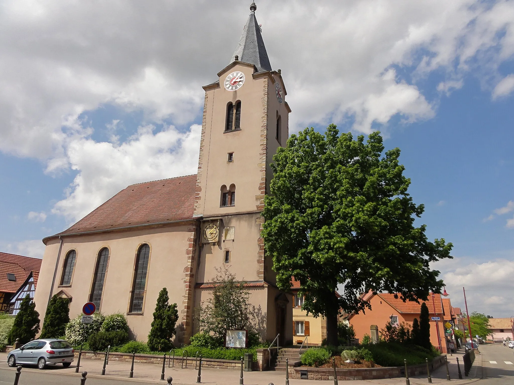 Photo showing: This building is indexed in the base Mérimée, a database of architectural heritage maintained by the French Ministry of Culture, under the reference IA00023113 .