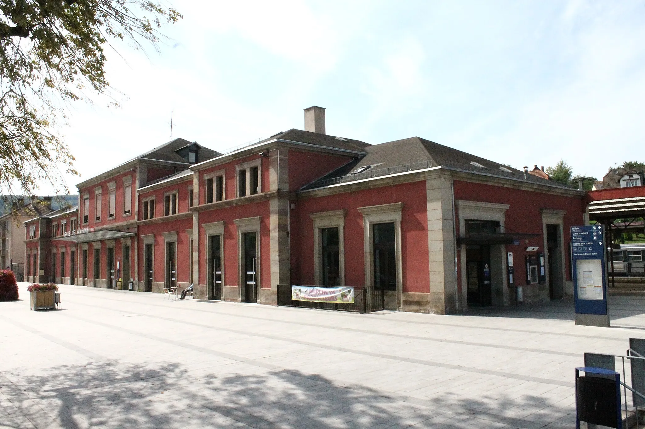 Photo showing: Gare de Saverne, Bas-Rhin, France.