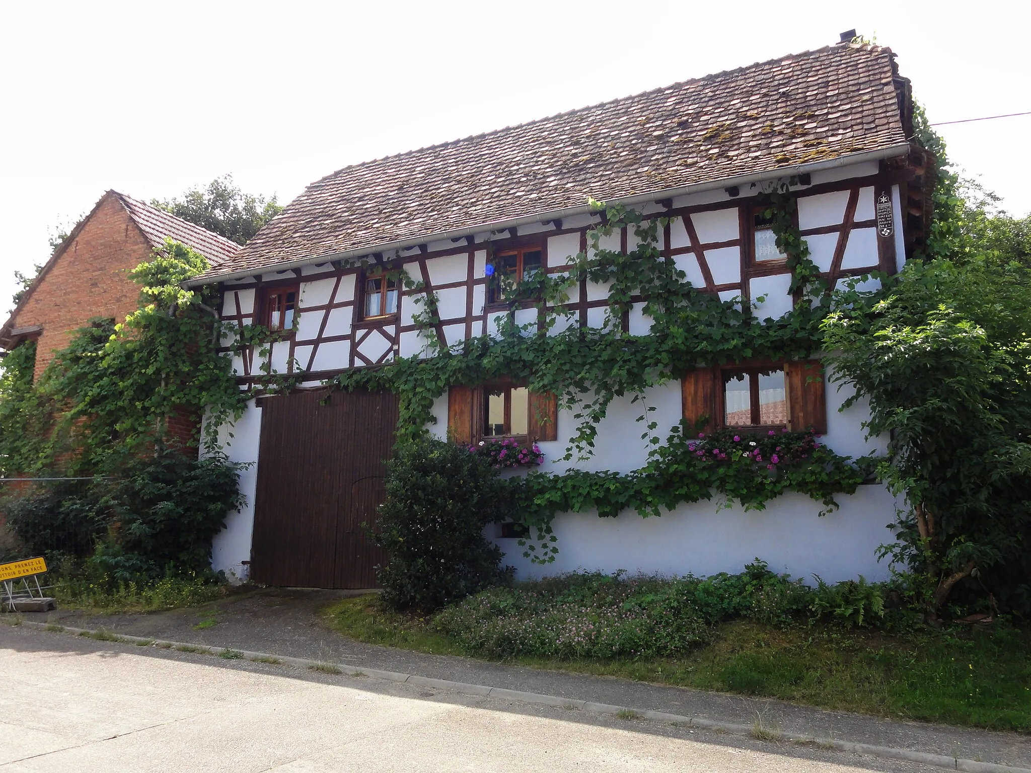 Photo showing: Alsace, Bas-Rhin, Gougenheim, Ferme, 22 rue du Galgenberg.