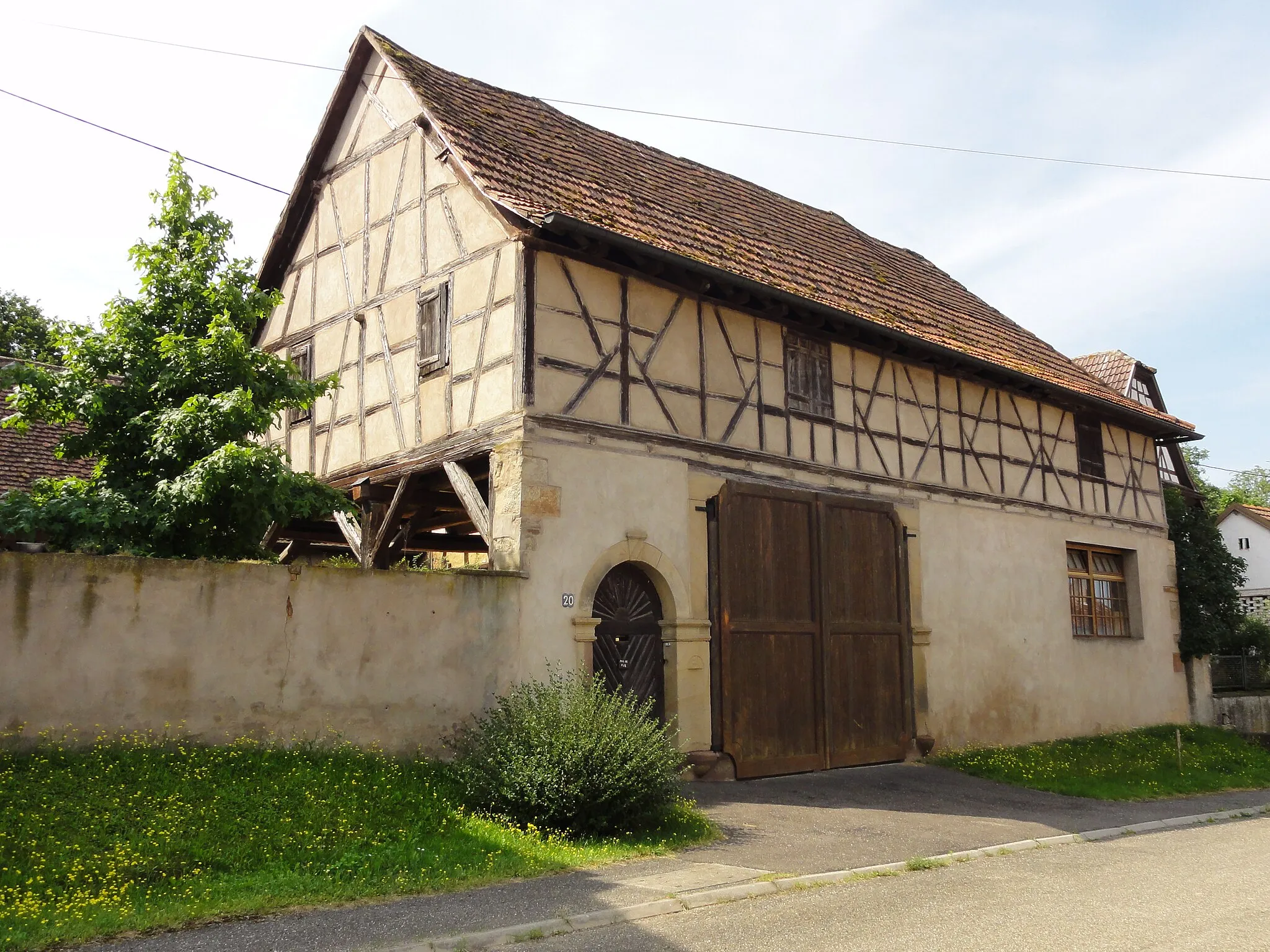 Photo showing: Alsace, Bas-Rhin, Gougenheim, Grange de la ferme (1813), 20 rue du Galgenberg.