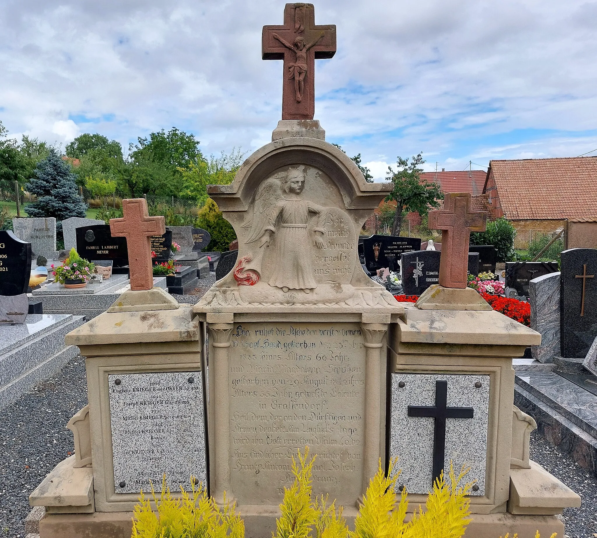 Photo showing: Pierre tombale du cimetière de Grassendorf