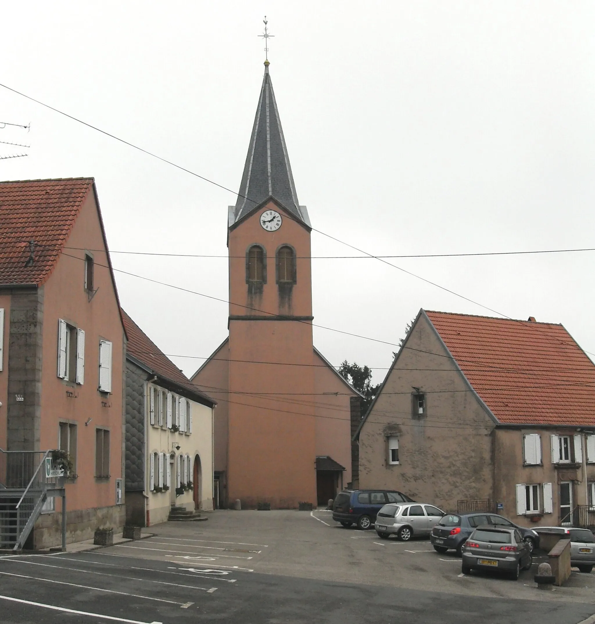 Photo showing: L'église luthérienne à Hirschland, reconstruite en 1755