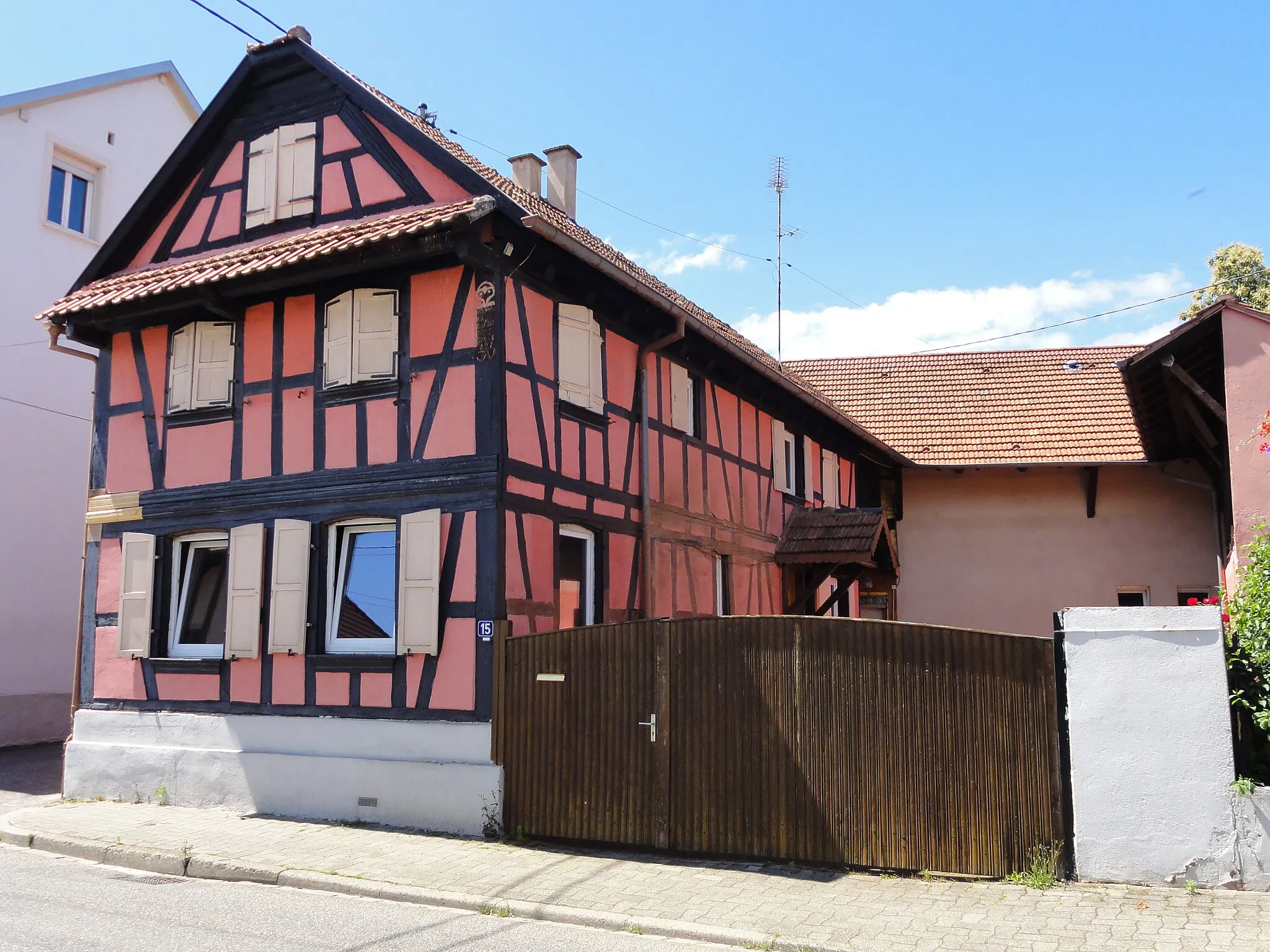 Photo showing: This building is indexed in the base Mérimée, a database of architectural heritage maintained by the French Ministry of Culture, under the reference IA67007249 .