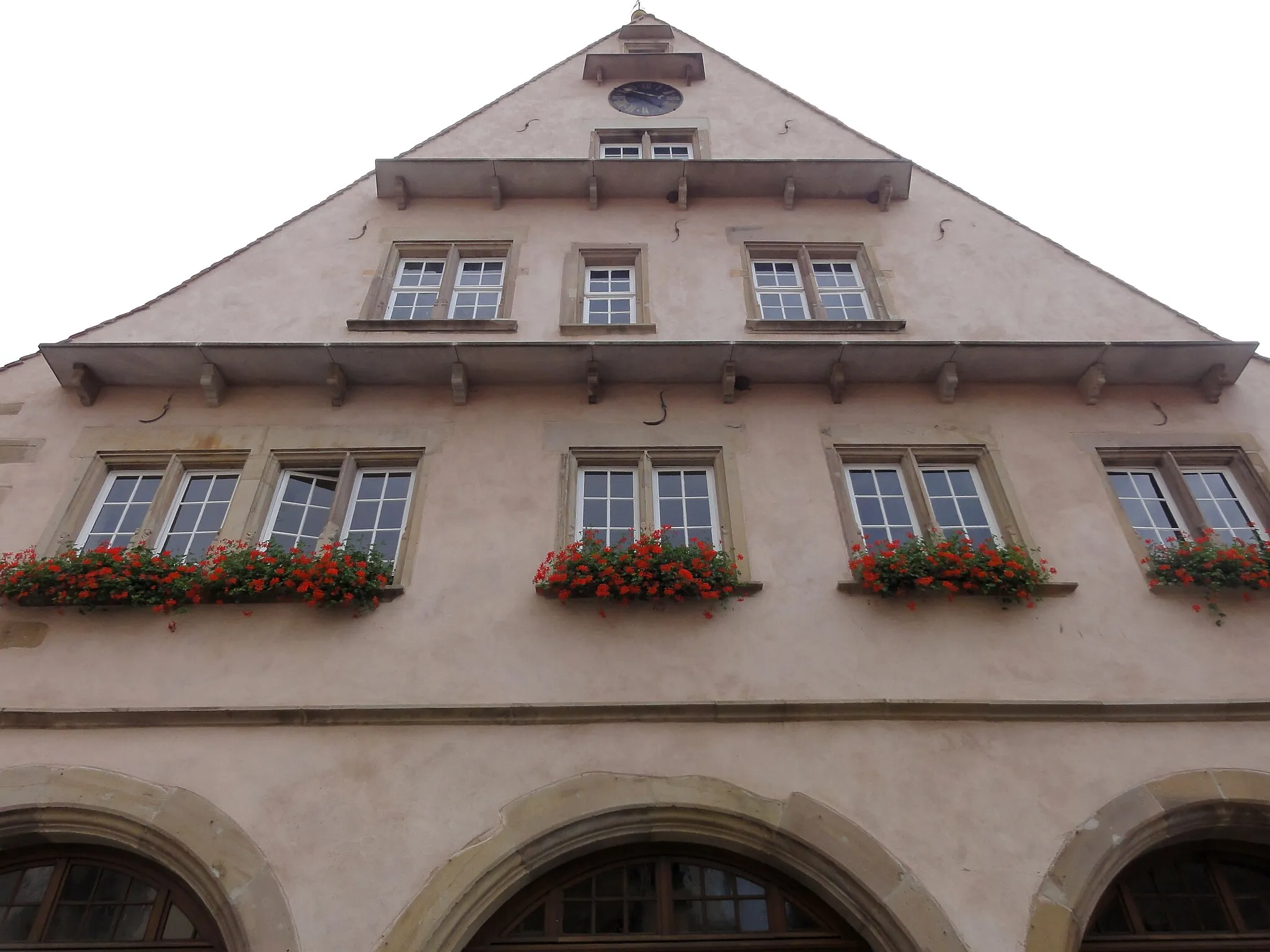 Photo showing: Alsace, Bas-Rhin, Hôtel de ville de Mittelbergheim (PA00084789, IA00115379)