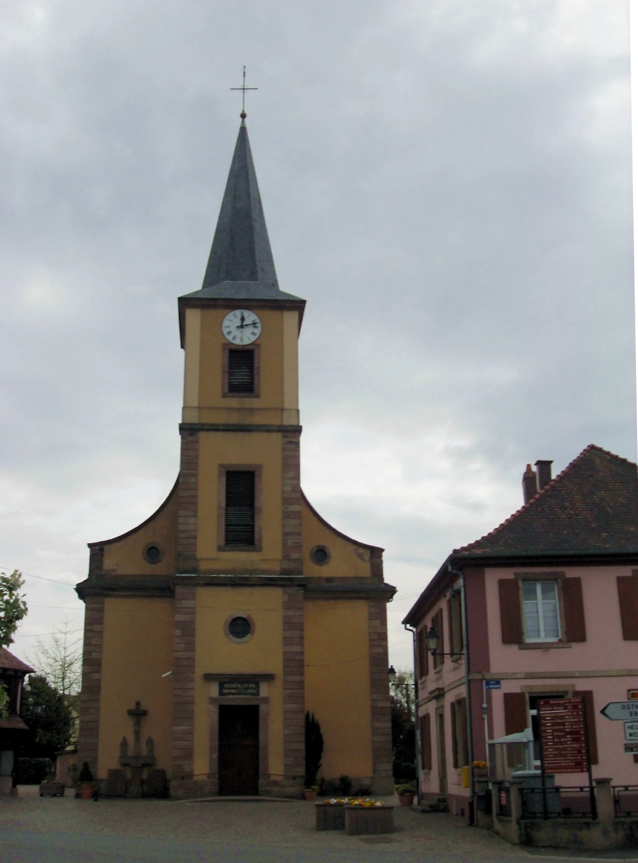 Photo showing: L'église Saint-Sigismond à Matzenheim, côté est