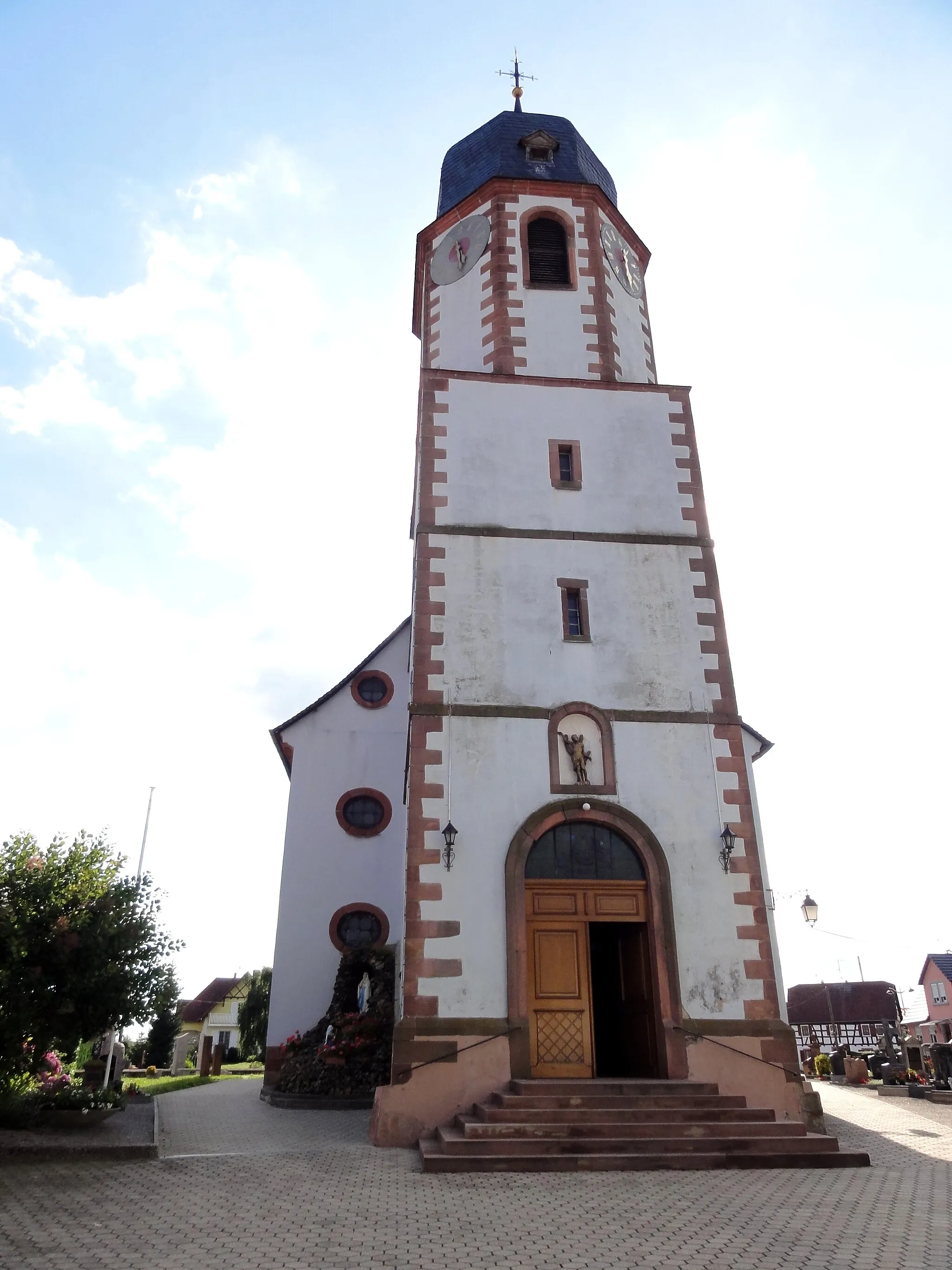 Photo showing: Alsace, Bas-Rhin, Niederlauterbach, Église Sainte-Marguerite (IA67008870).