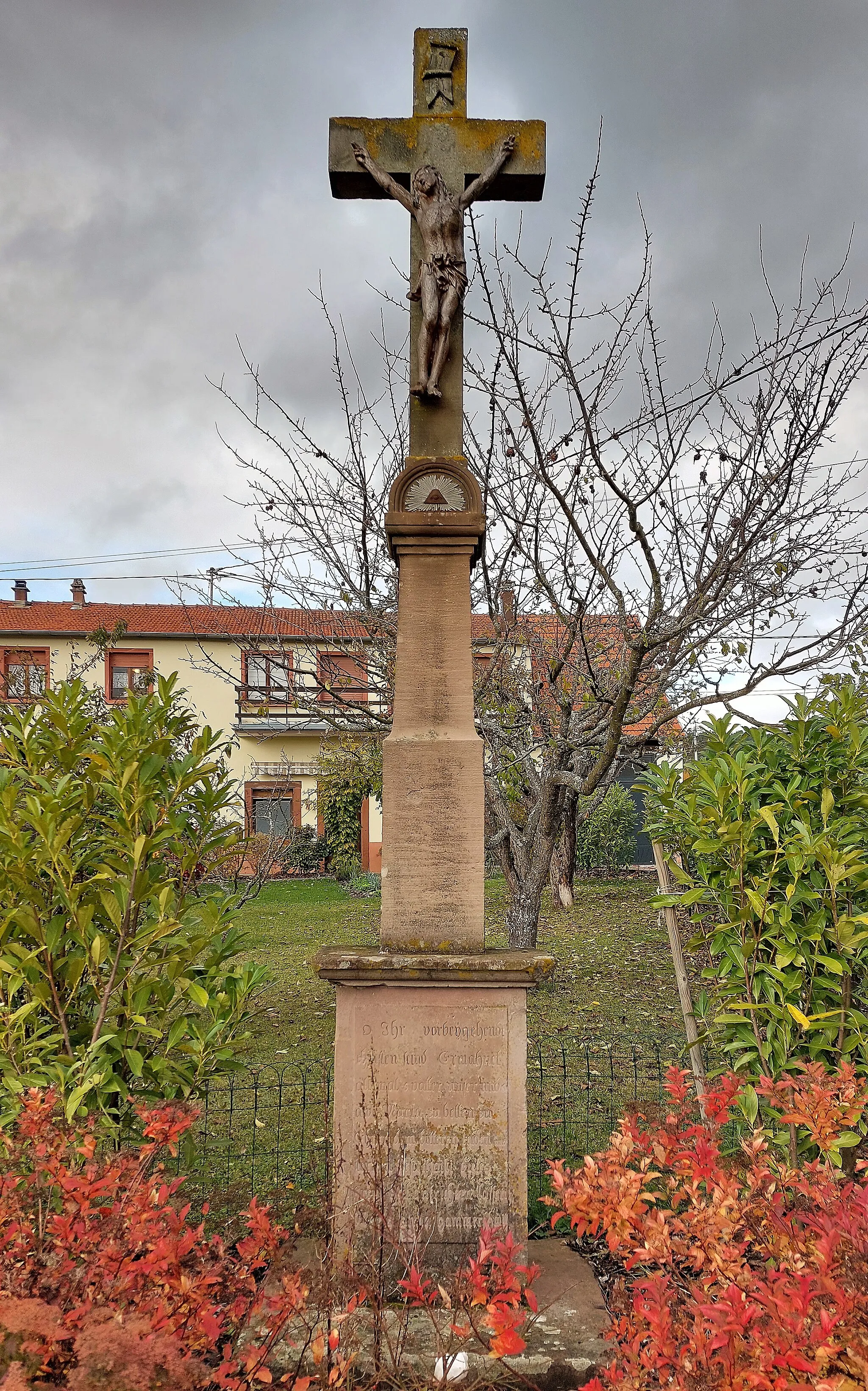 Photo showing: Crucifix rue de l'ermitage à Ottersthal