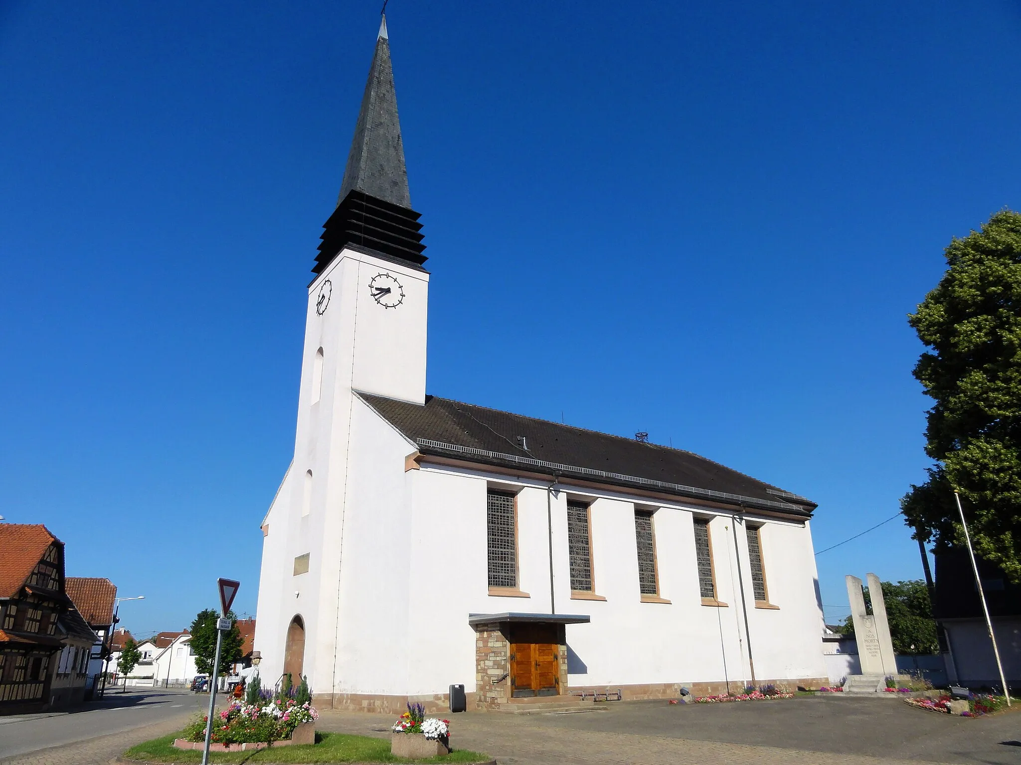 Photo showing: This building is indexed in the base Mérimée, a database of architectural heritage maintained by the French Ministry of Culture, under the reference IA00123712 .