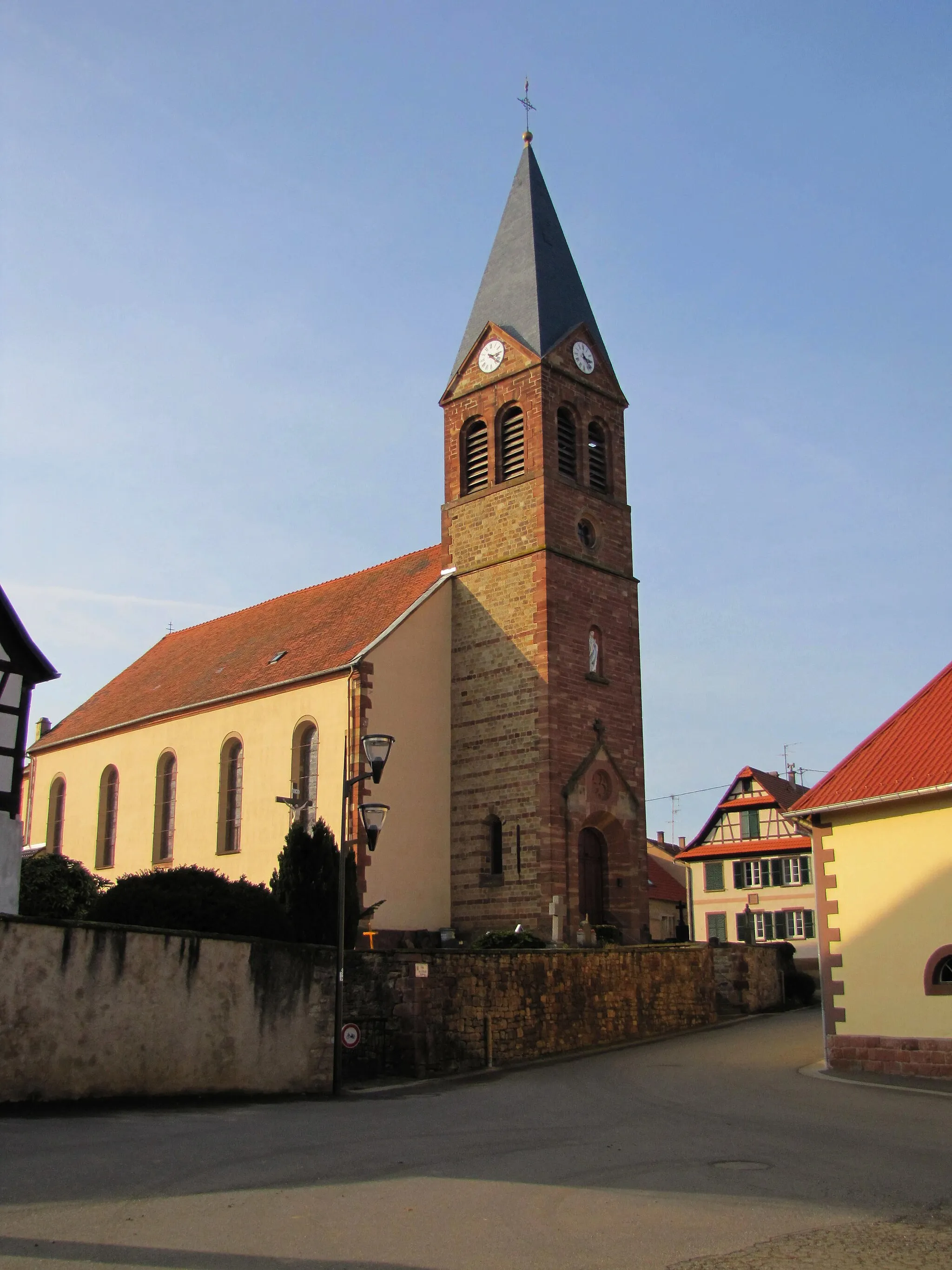 Photo showing: Alsace, Bas-Rhin, Waldolwisheim, Église Saint-Pancrace (IA00055499).