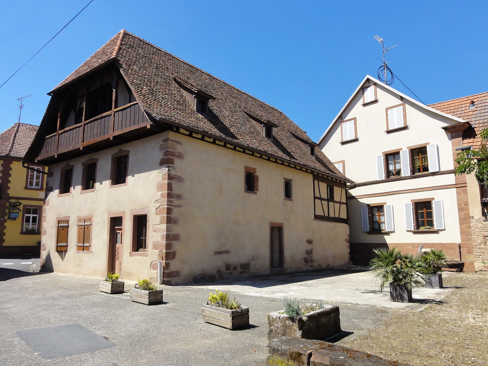 Photo showing: This building is indexed in the base Mérimée, a database of architectural heritage maintained by the French Ministry of Culture, under the reference IA67010271 .