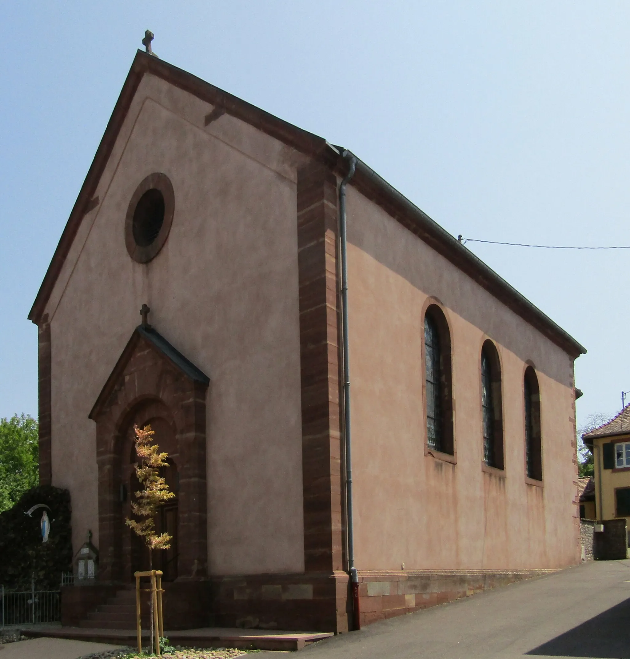 Photo showing: L'église Saints-Côme-et-Damien à Zeinheim