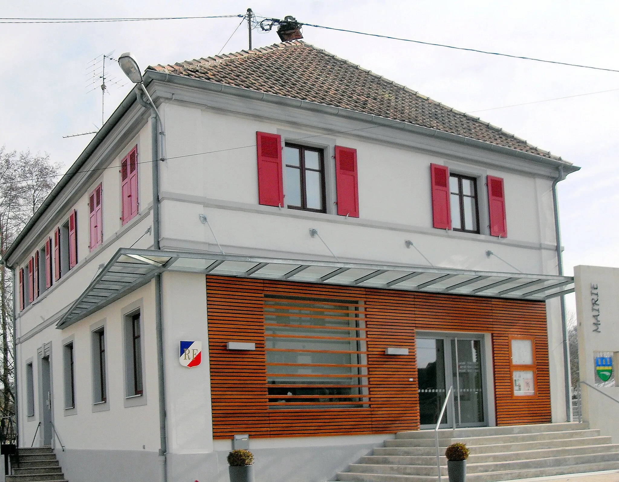 Photo showing: La mairie de Berentzwiller