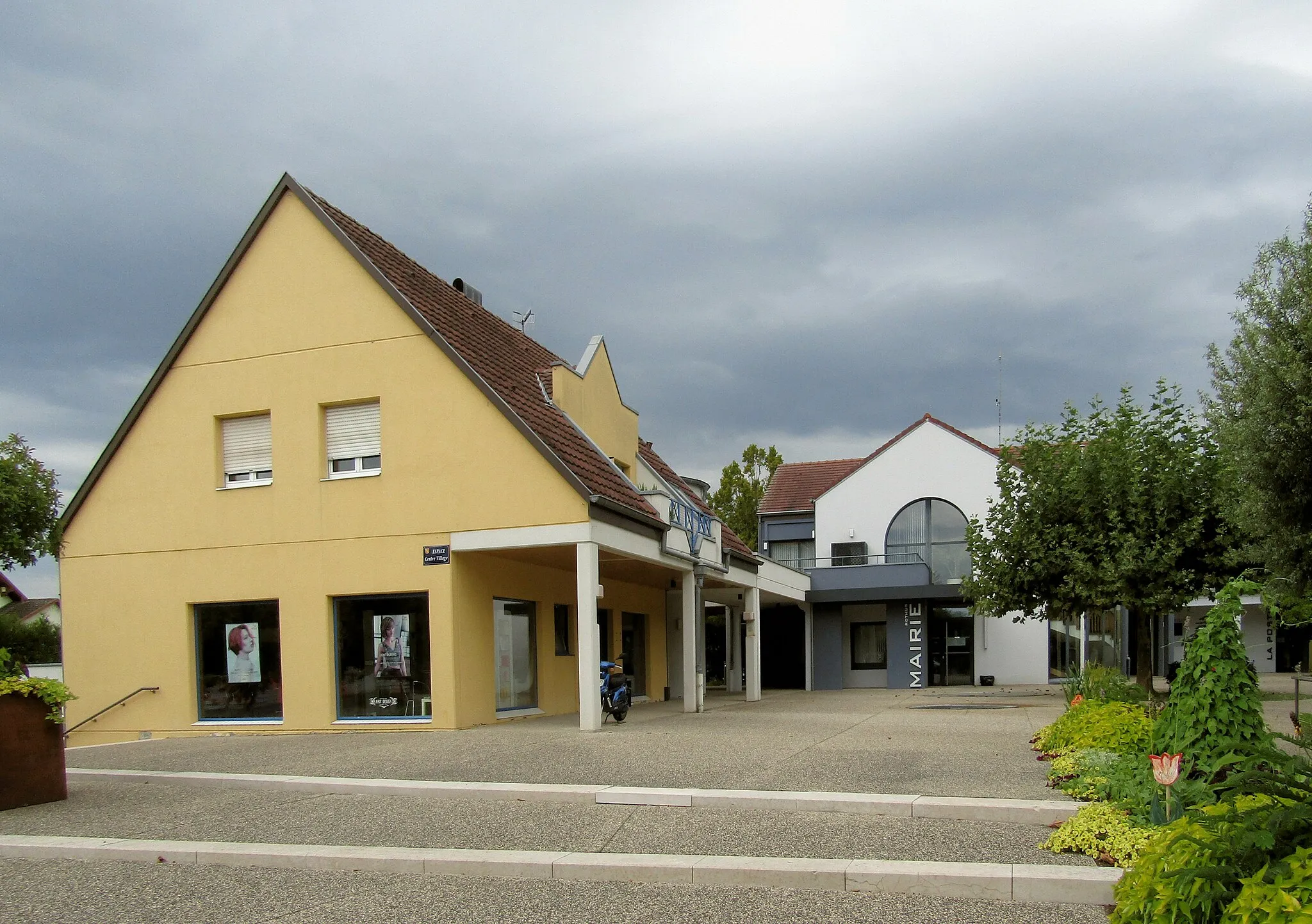 Photo showing: La mairie de Chalampé