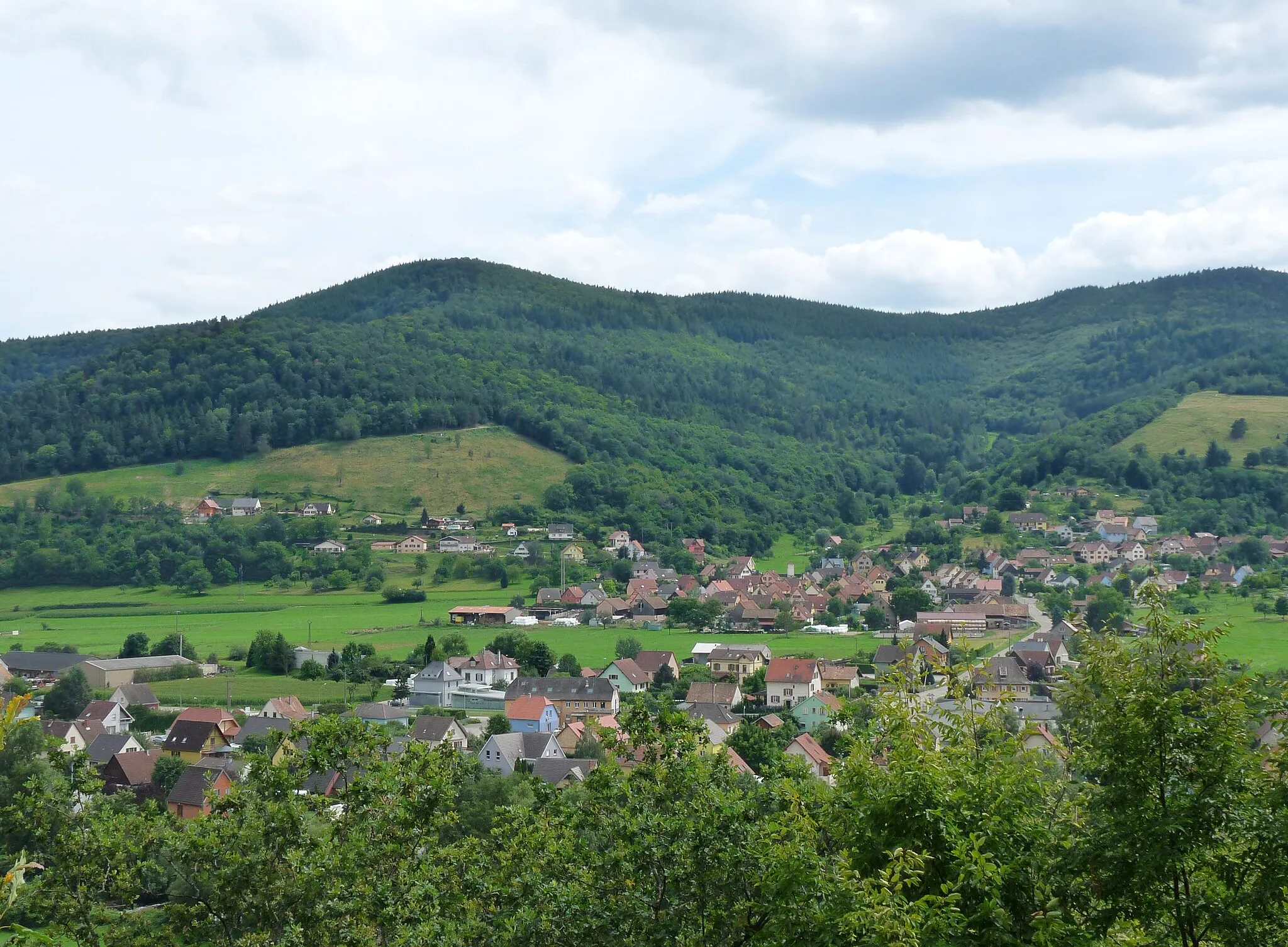 Photo showing: Griesbach-au-Val, vu depuis le monument Albert-Schweitzer de Gunsbach (Haut-Rhin)